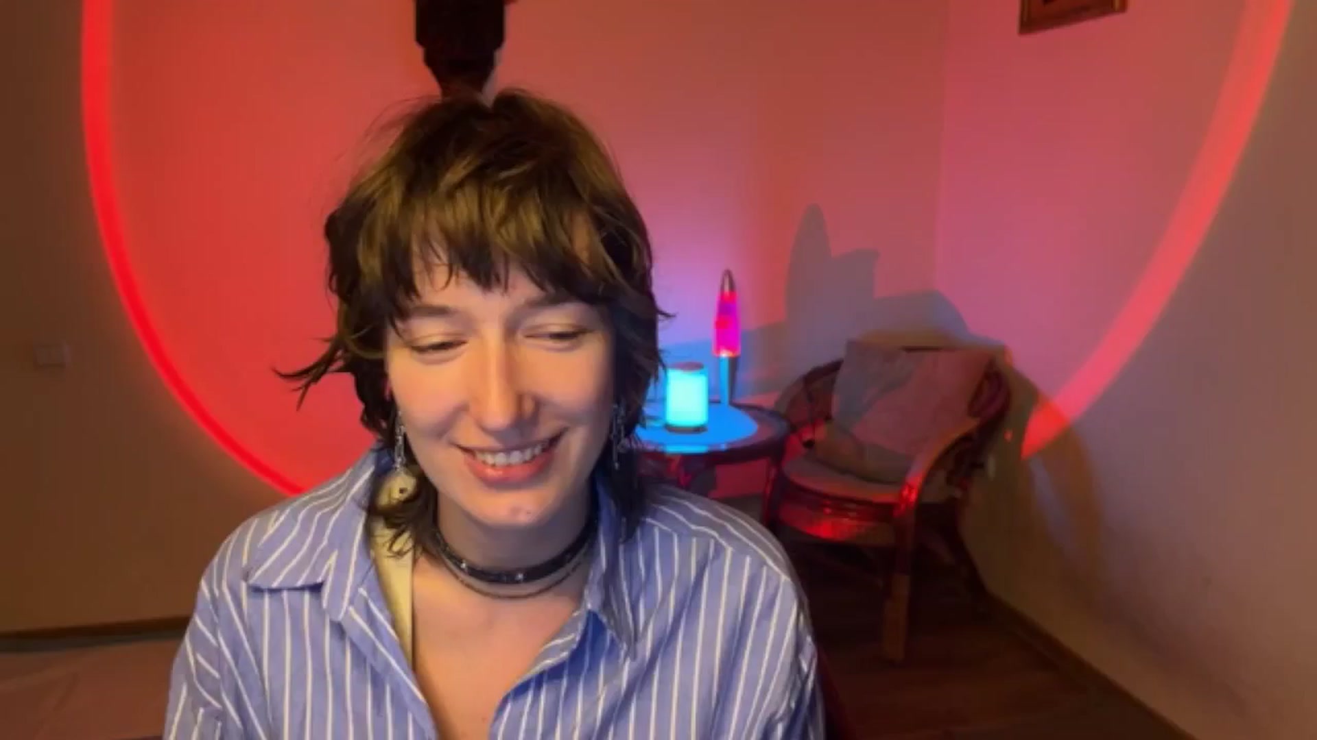 Gallery image thumbnail from LoooneyTunes's myfreecams stream on, 09/23/2025, 24:14 image 1 of 20