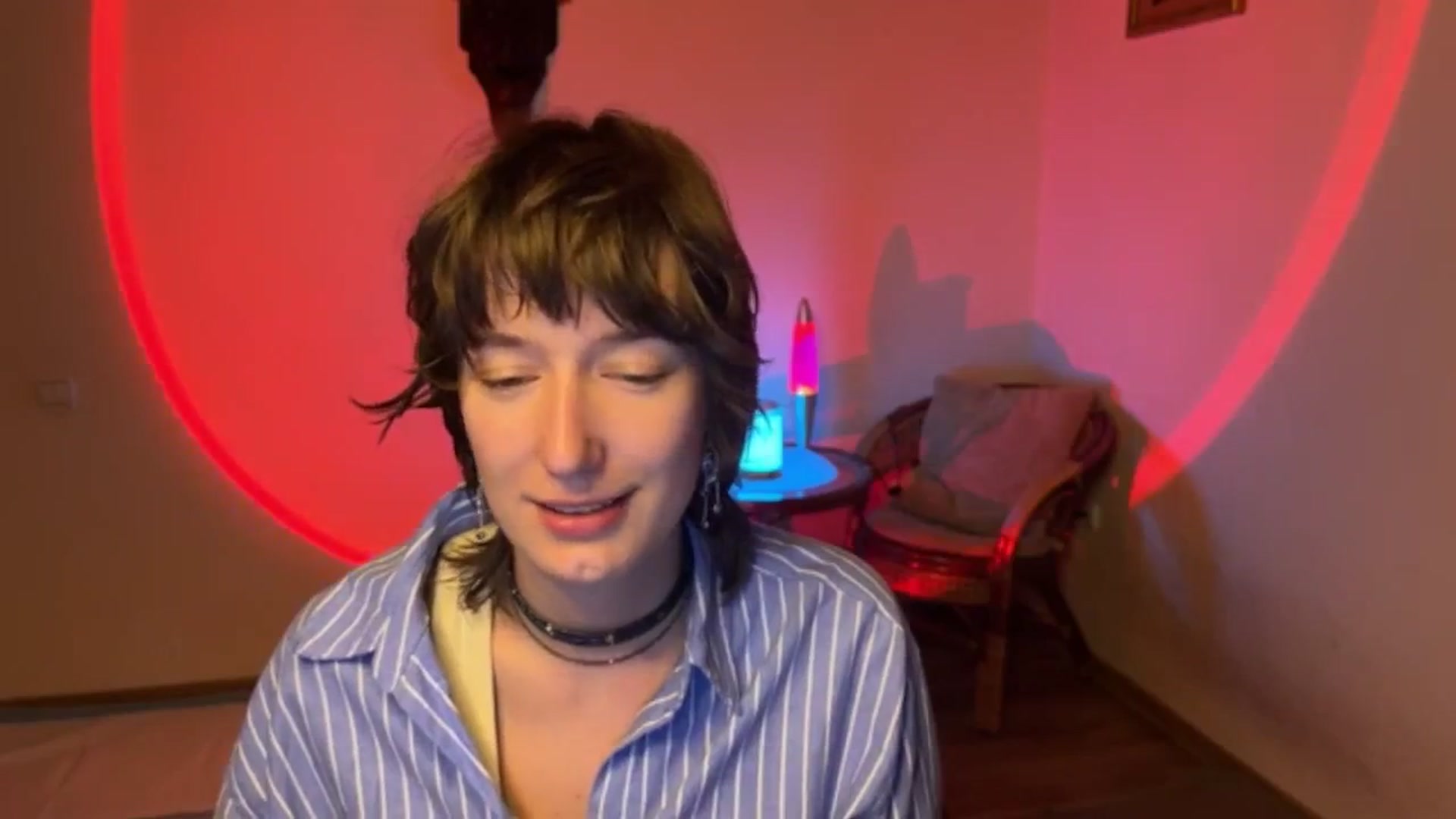 Gallery image thumbnail from LoooneyTunes's myfreecams stream on, 09/23/2025, 24:14 image 12 of 20