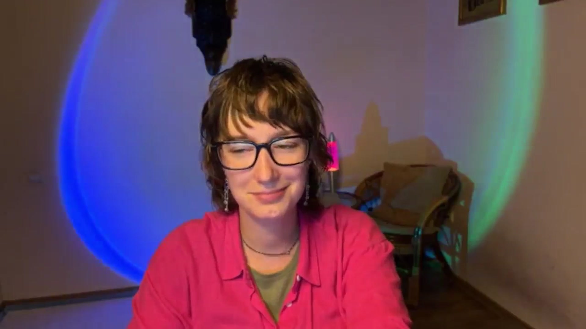 Gallery image thumbnail from LoooneyTunes's myfreecams stream on, 09/24/2025, 24:05 image 7 of 20