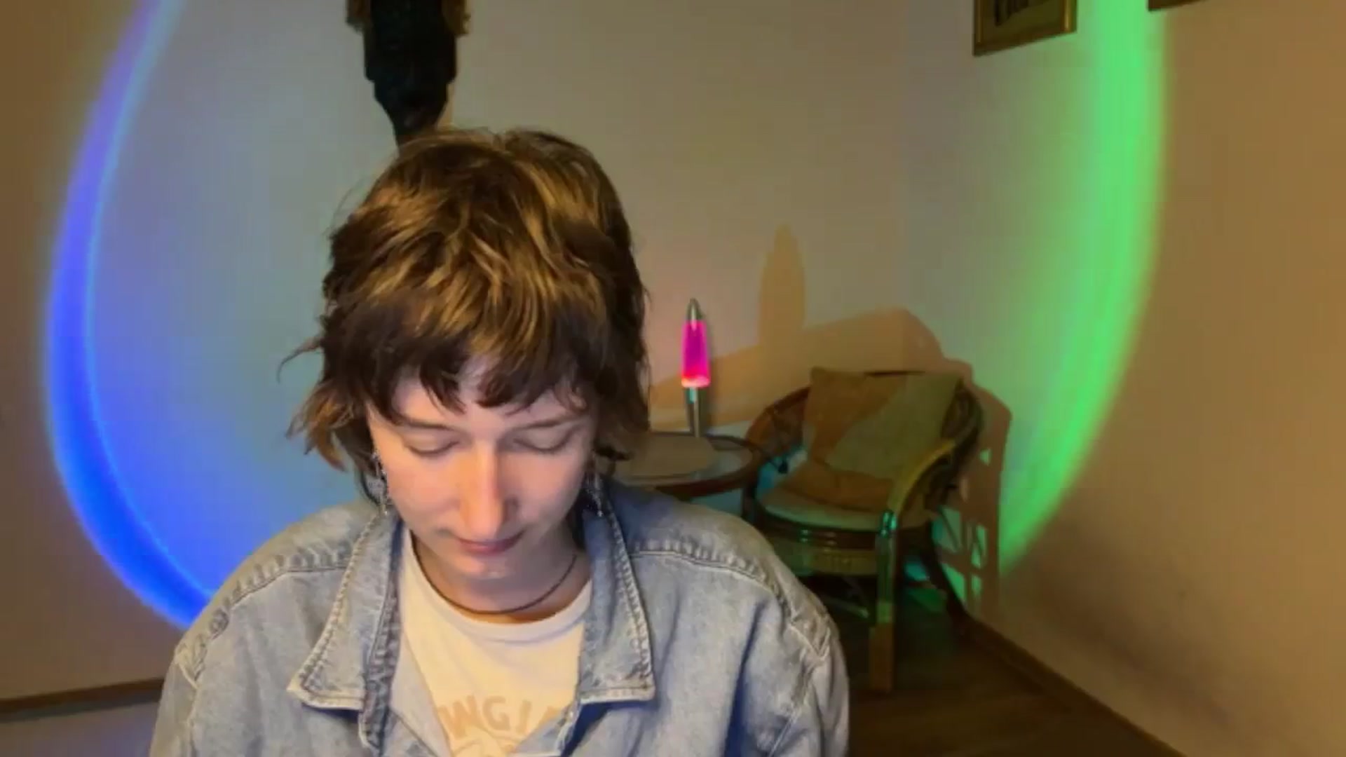 Gallery image thumbnail from LoooneyTunes's myfreecams stream on, 09/24/2025, 20:30 image 9 of 20