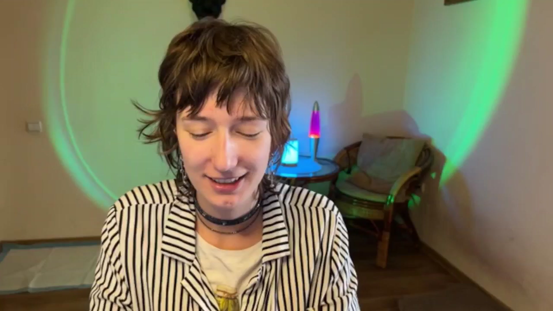 Gallery image thumbnail from LoooneyTunes's myfreecams stream on, 09/25/2025, 12:54 image 4 of 20