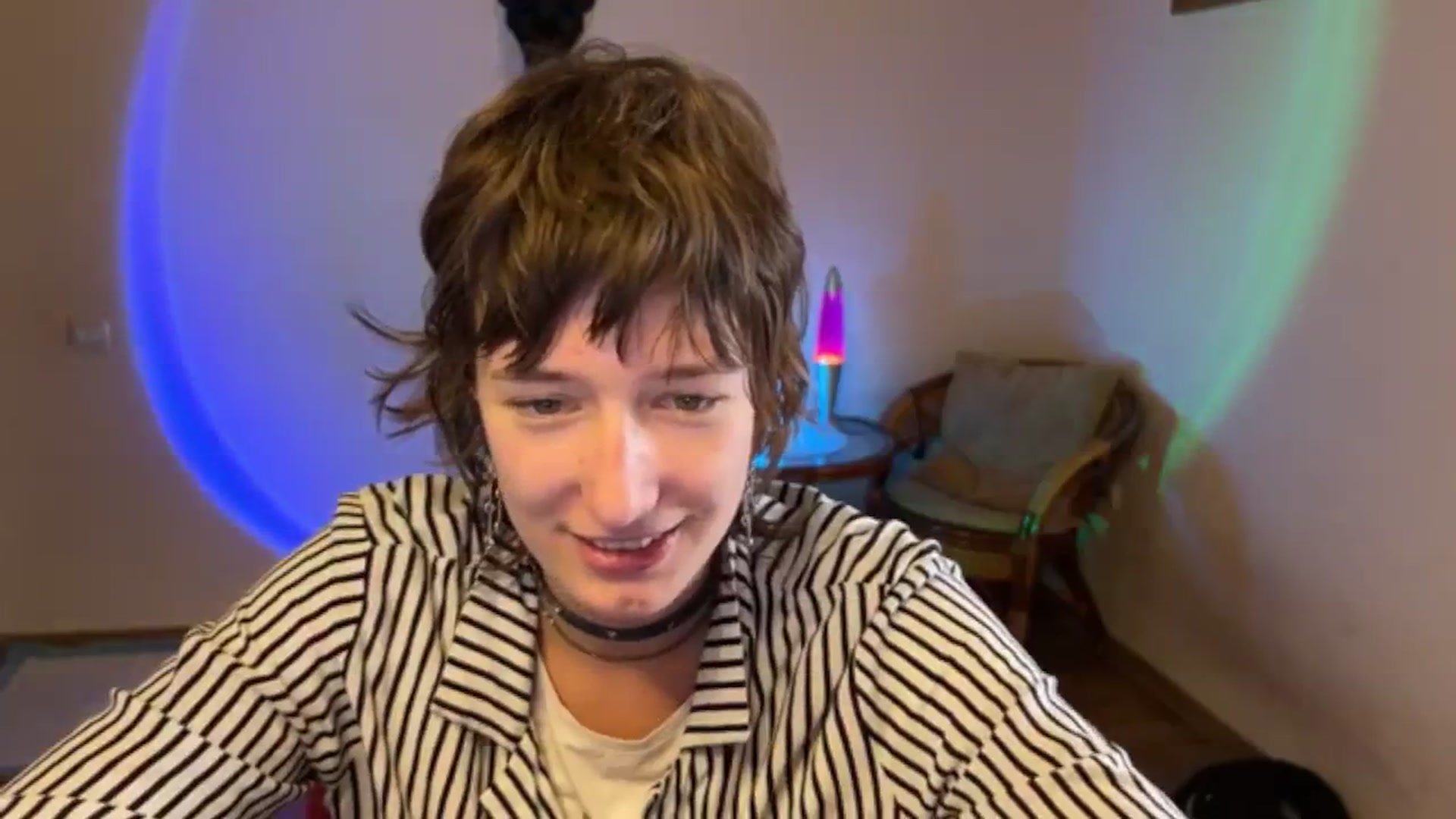 Gallery image thumbnail from LoooneyTunes's myfreecams stream on, 09/25/2025, 12:54 image 19 of 20