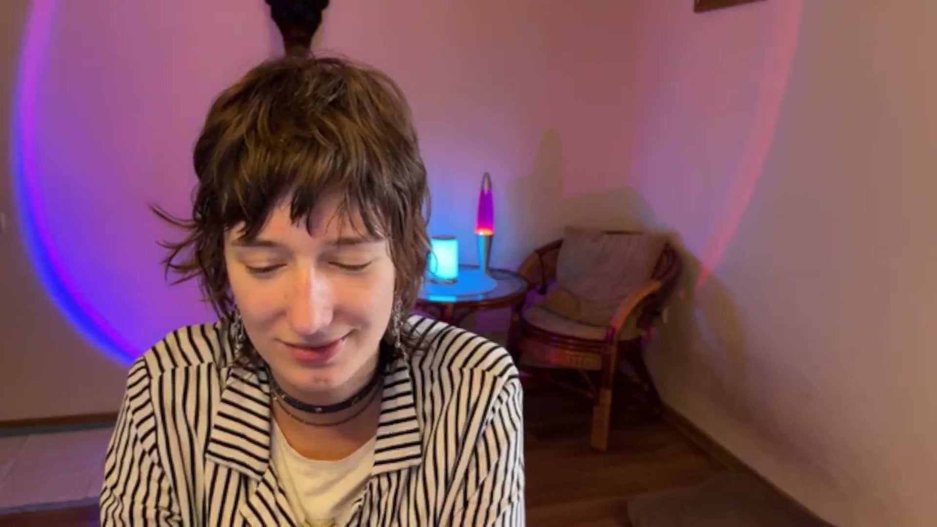 Gallery image thumbnail from LoooneyTunes's myfreecams stream on, 09/25/2025, 13:21 image 11 of 20