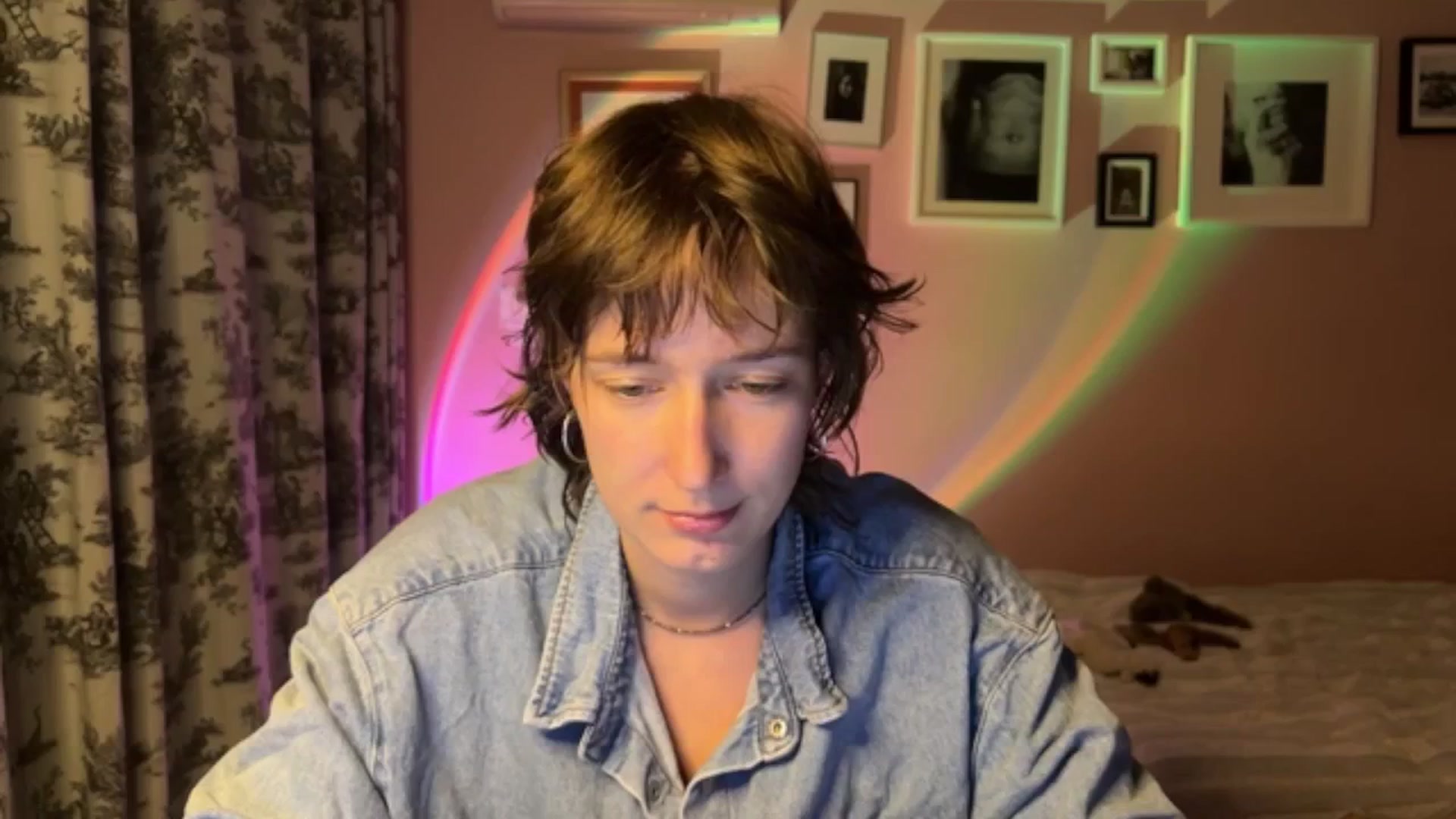 Gallery image thumbnail from LoooneyTunes's myfreecams stream on, 09/29/2025, 20:54 image 4 of 20