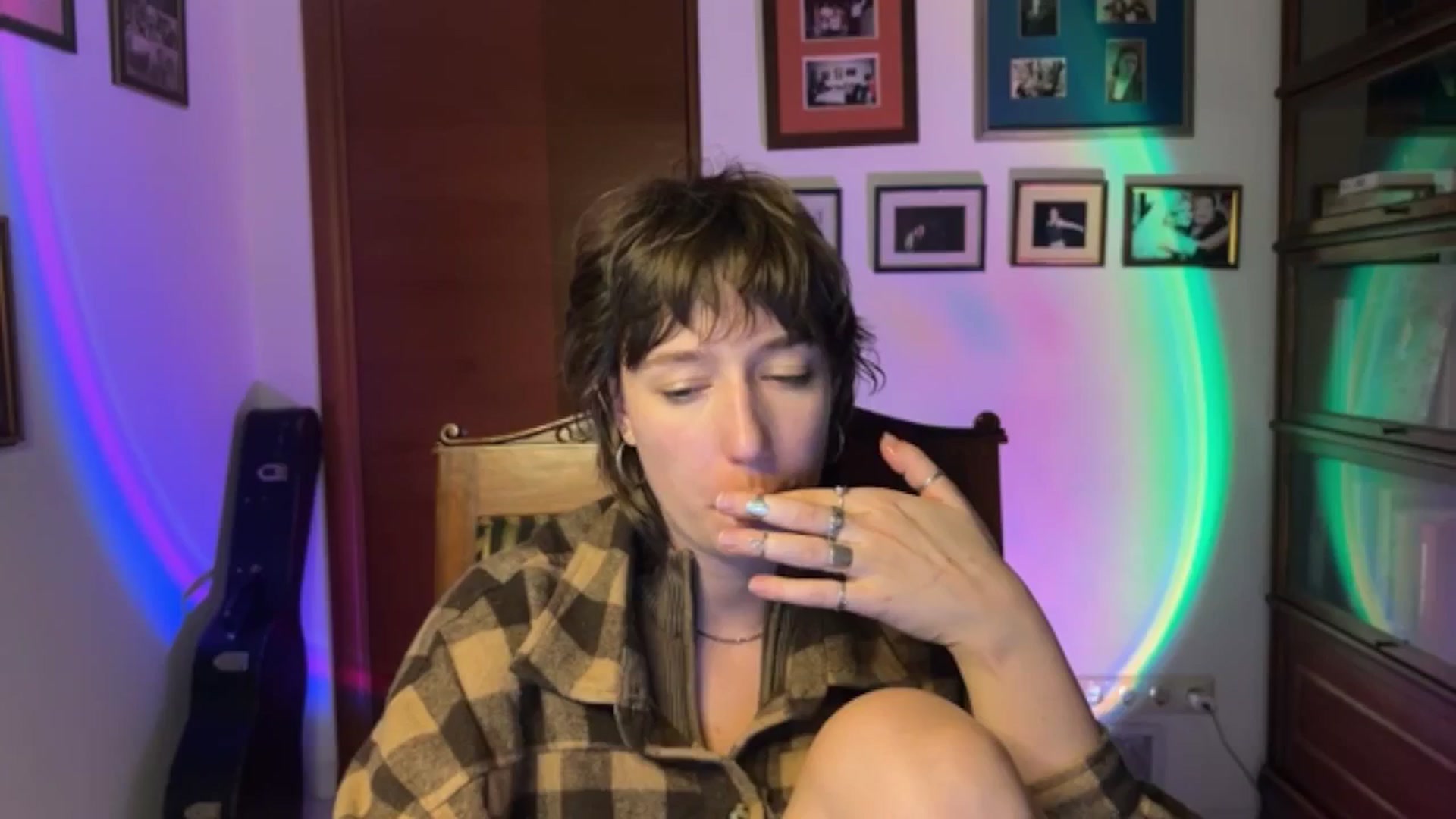 Gallery image thumbnail from LoooneyTunes's myfreecams stream on, 10/26/2025, 01:27 image 1 of 20