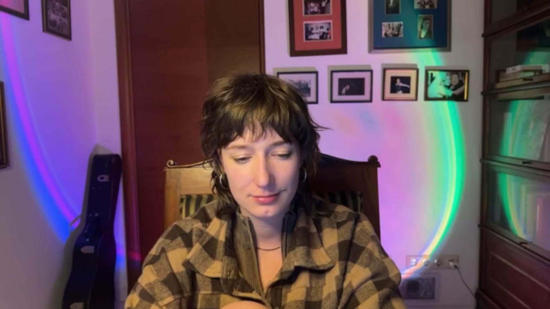 Gallery image thumbnail from LoooneyTunes's myfreecams stream on, 10/26/2025, 01:27 image 10 of 20