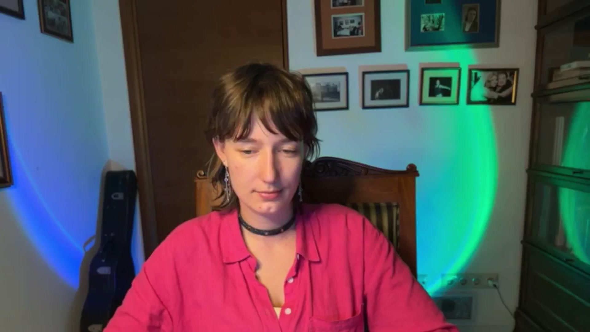 Gallery image thumbnail from LoooneyTunes's myfreecams stream on, 11/13/2025, 03:05 image 16 of 20