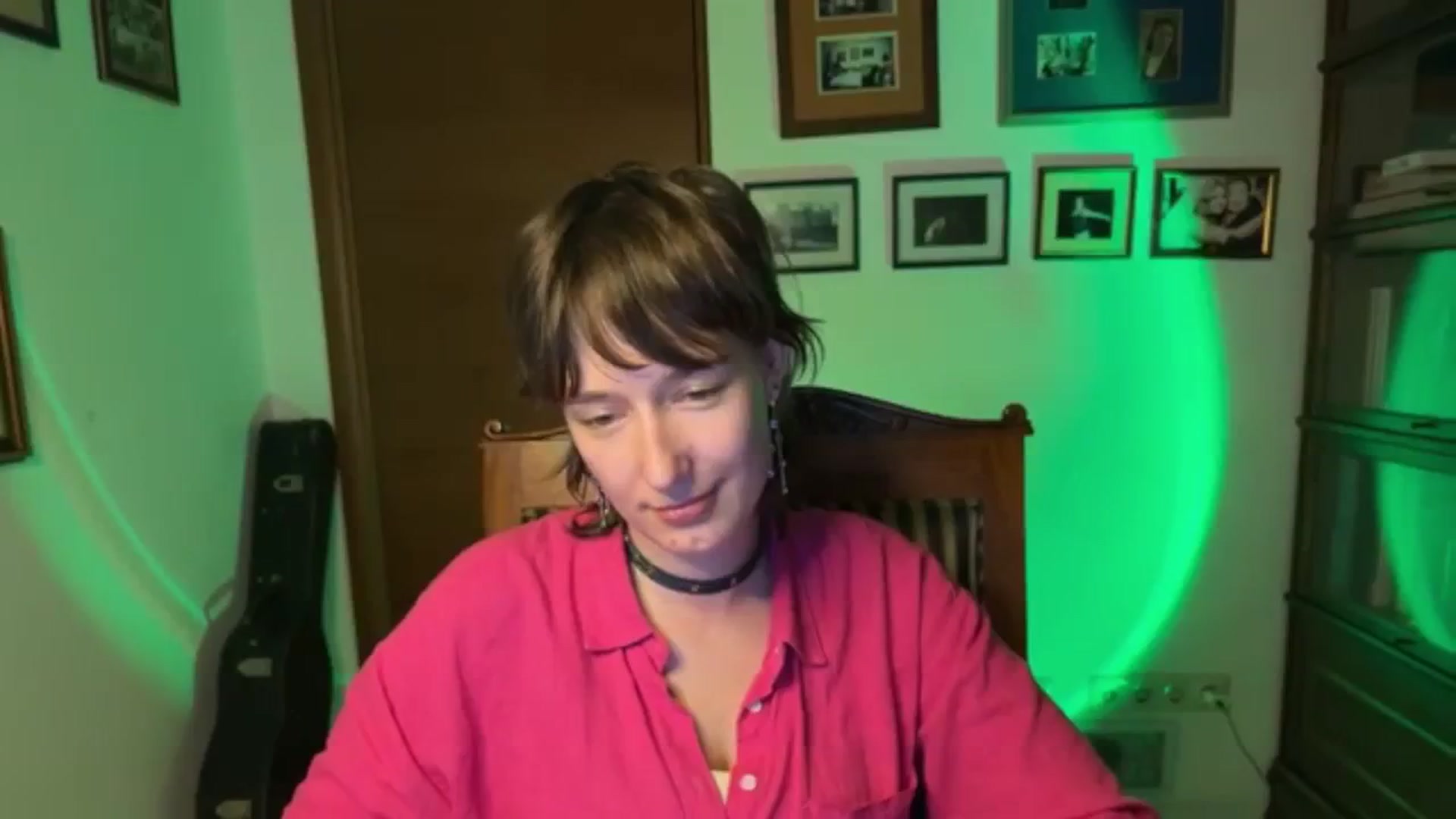 Gallery image thumbnail from LoooneyTunes's myfreecams stream on, 11/13/2025, 03:05 image 12 of 20