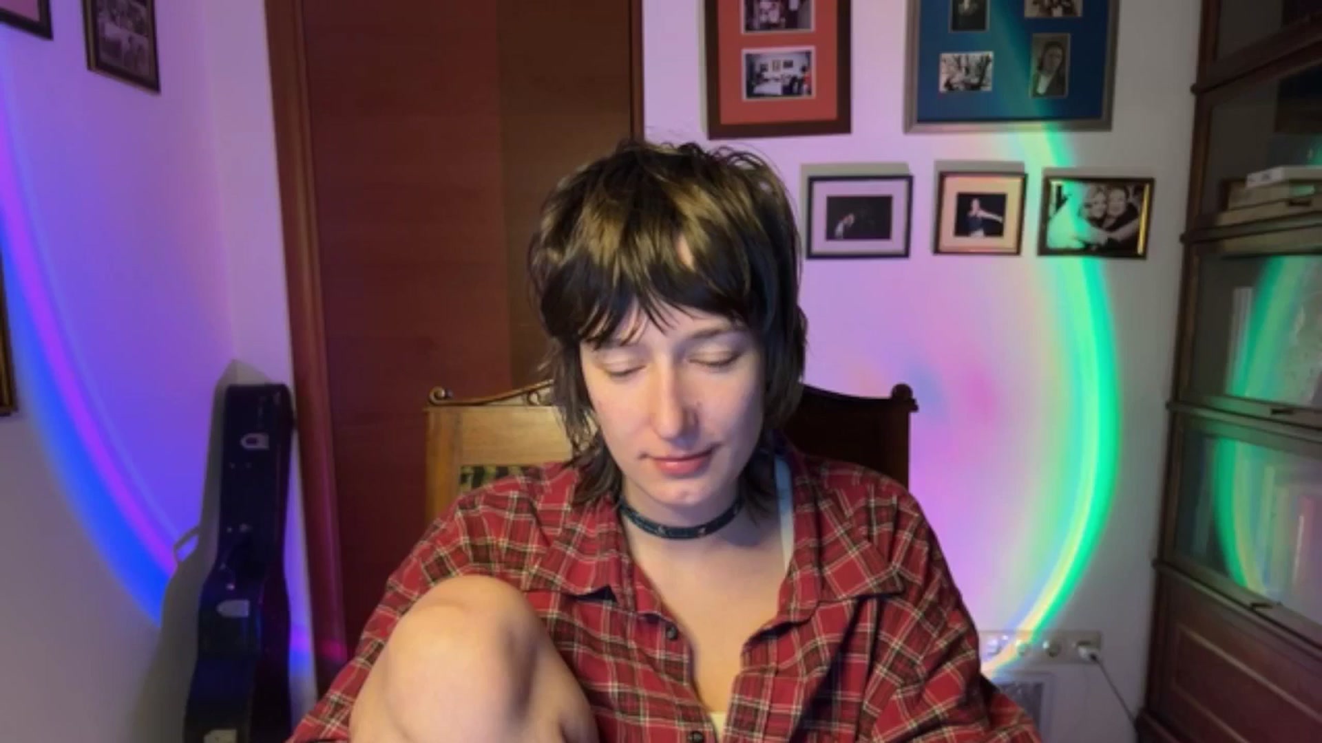 Gallery image thumbnail from LoooneyTunes's myfreecams stream on, 11/16/2025, 23:46 image 15 of 20