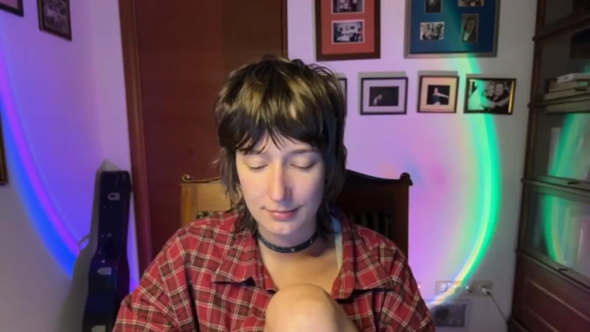 Gallery image thumbnail from LoooneyTunes's myfreecams stream on, 11/16/2025, 23:46 image 6 of 20
