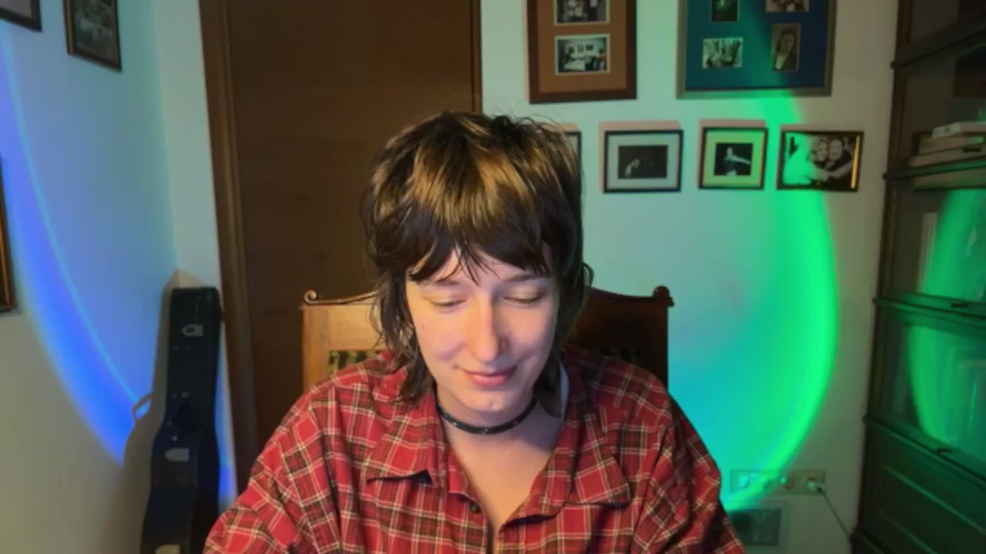 Gallery image thumbnail from LoooneyTunes's myfreecams stream on, 11/17/2025, 24:52 image 14 of 20