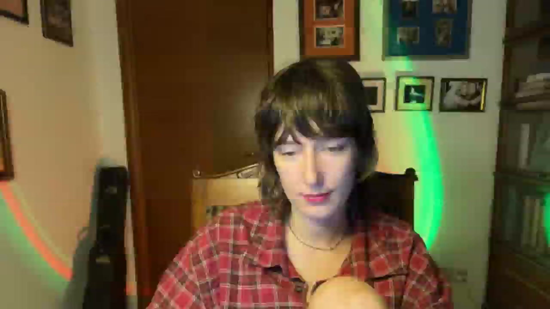 Gallery image thumbnail from LoooneyTunes's myfreecams stream on, 11/23/2025, 15:59 image 4 of 20