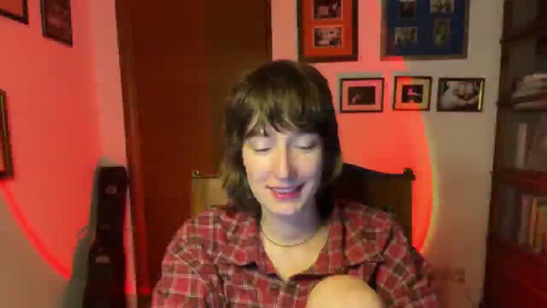 Gallery image thumbnail from LoooneyTunes's myfreecams stream on, 11/23/2025, 15:59 image 11 of 20