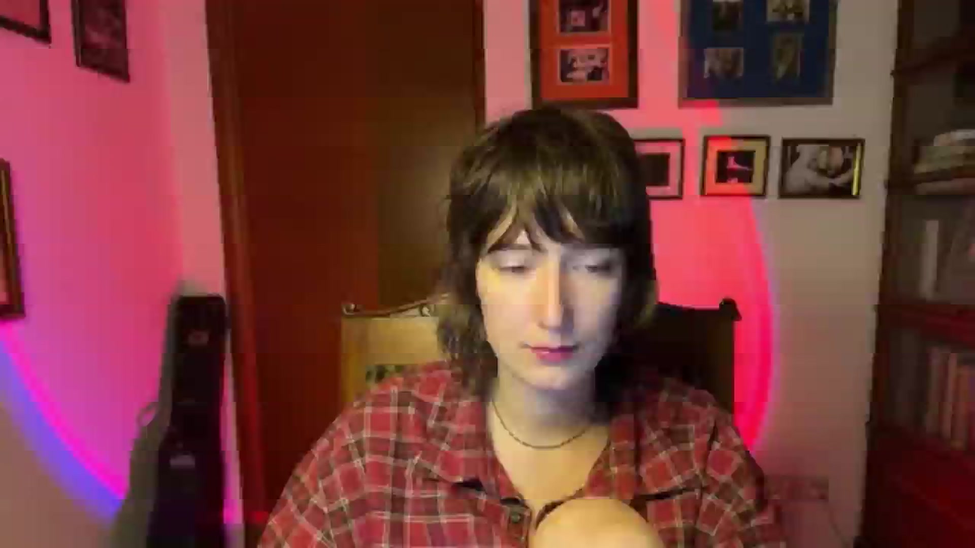 Gallery image thumbnail from LoooneyTunes's myfreecams stream on, 11/23/2025, 15:59 image 8 of 20