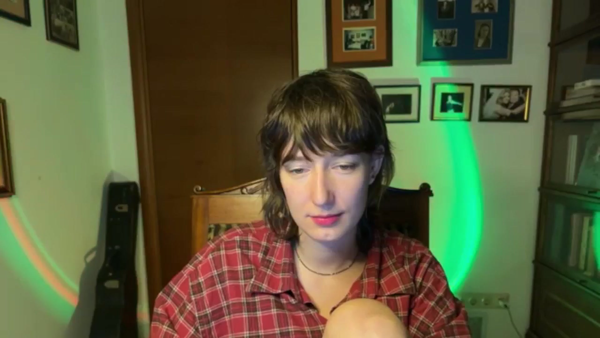 Gallery image thumbnail from LoooneyTunes's myfreecams stream on, 11/23/2025, 16:18 image 17 of 20
