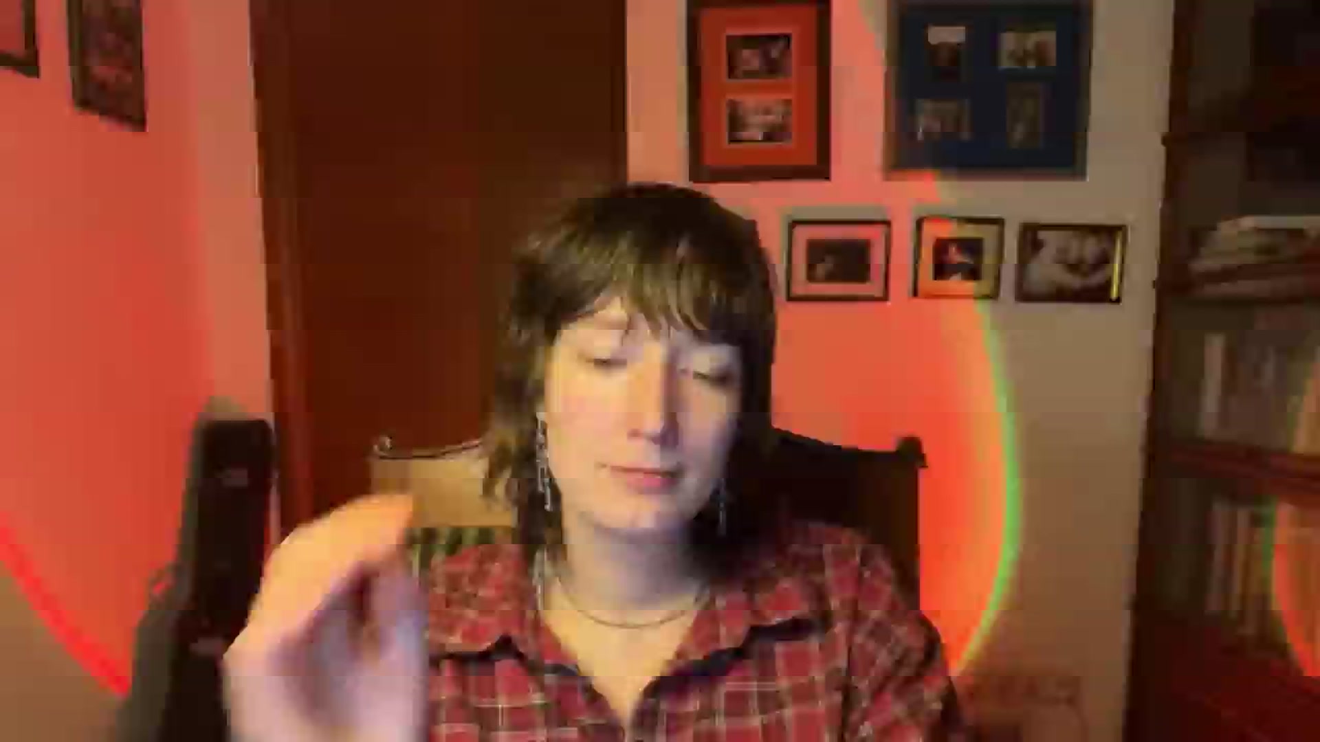 Gallery image thumbnail from LoooneyTunes's myfreecams stream on, 11/23/2025, 19:00 image 18 of 20