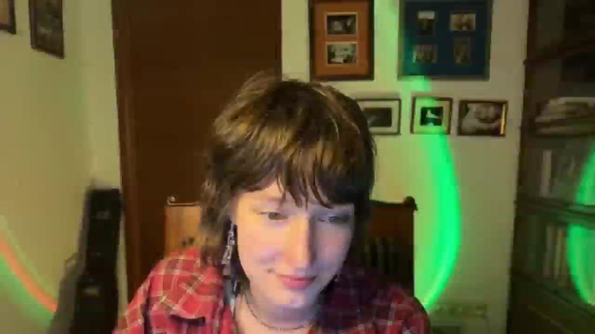 Gallery image thumbnail from LoooneyTunes's myfreecams stream on, 11/23/2025, 19:00 image 11 of 20