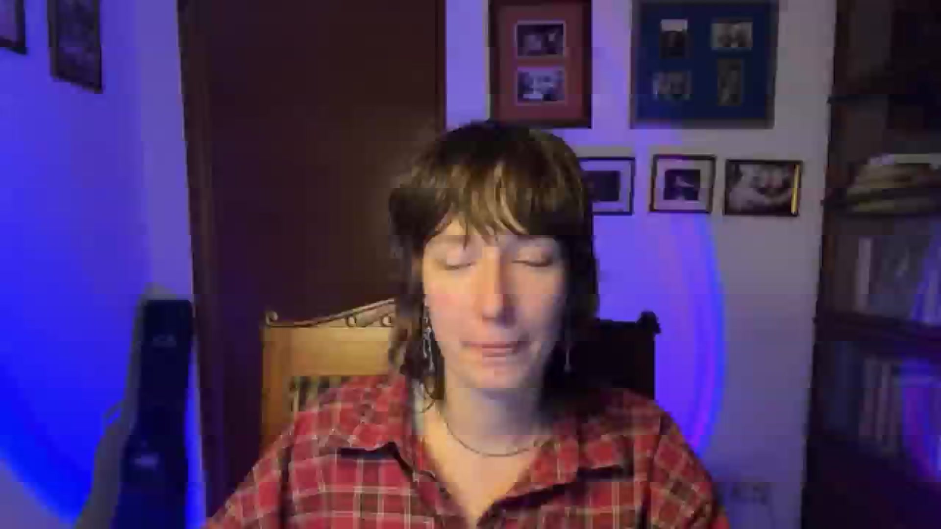 Gallery image thumbnail from LoooneyTunes's myfreecams stream on, 11/23/2025, 19:00 image 15 of 20