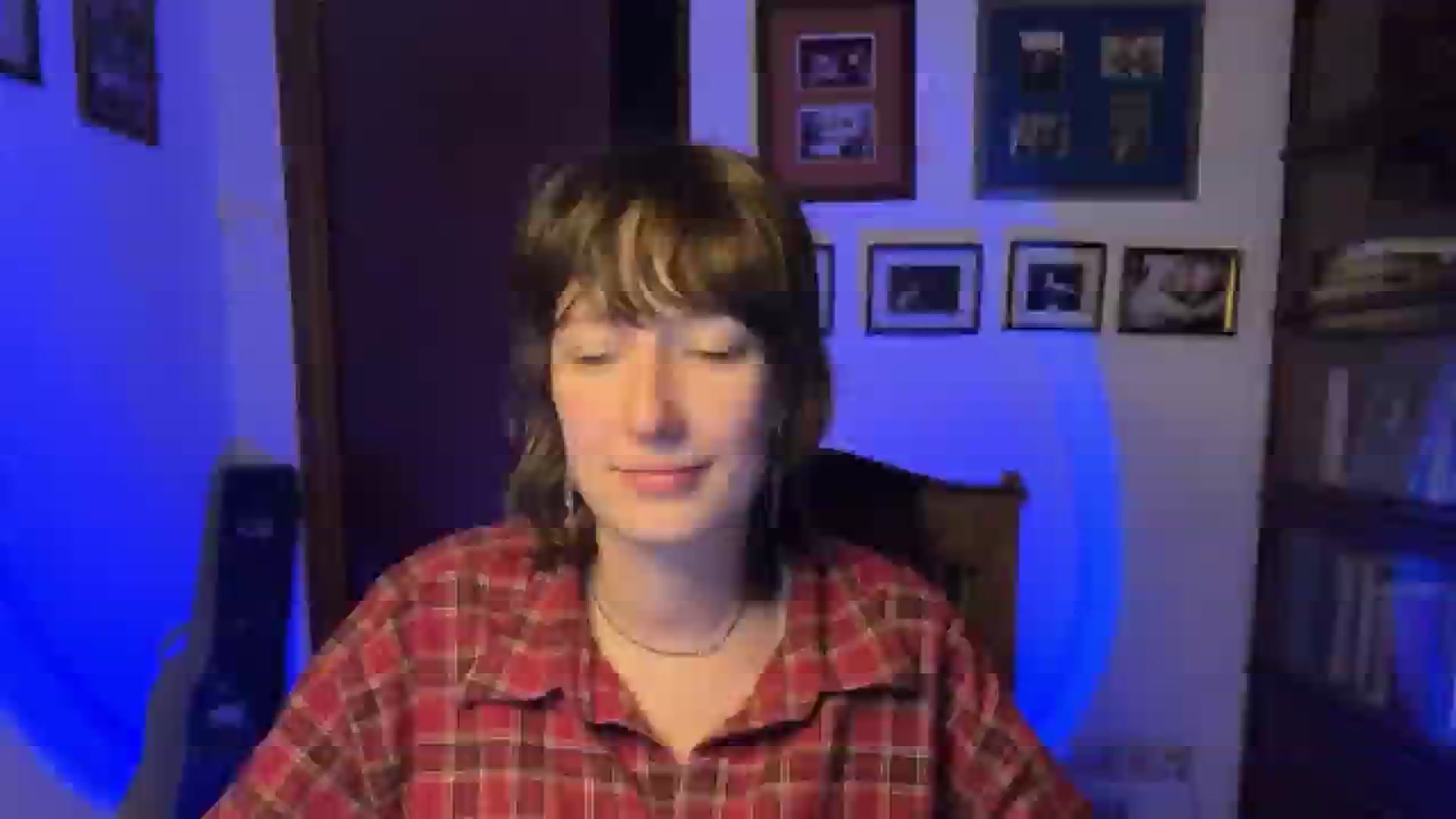 Gallery image thumbnail from LoooneyTunes's myfreecams stream on, 11/23/2025, 19:27 image 4 of 20