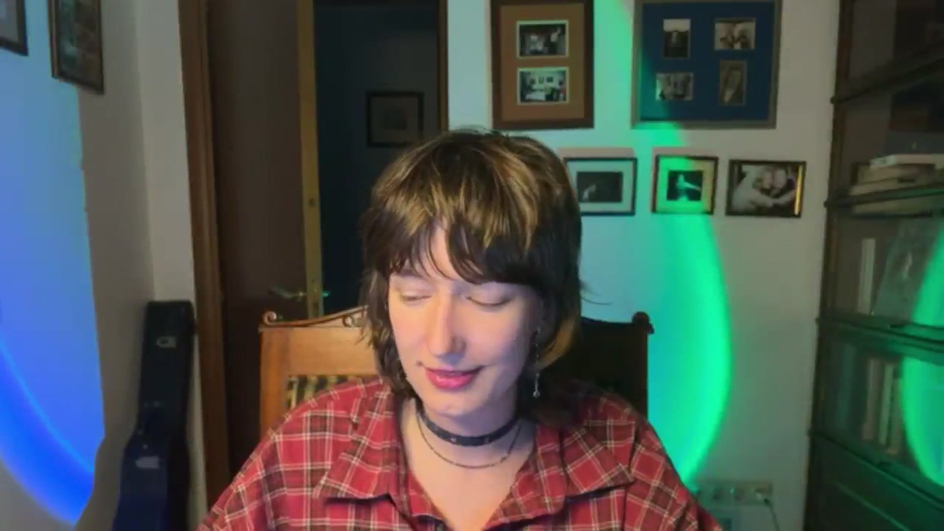 Gallery image thumbnail from LoooneyTunes's myfreecams stream on, 11/23/2025, 20:52 image 12 of 20