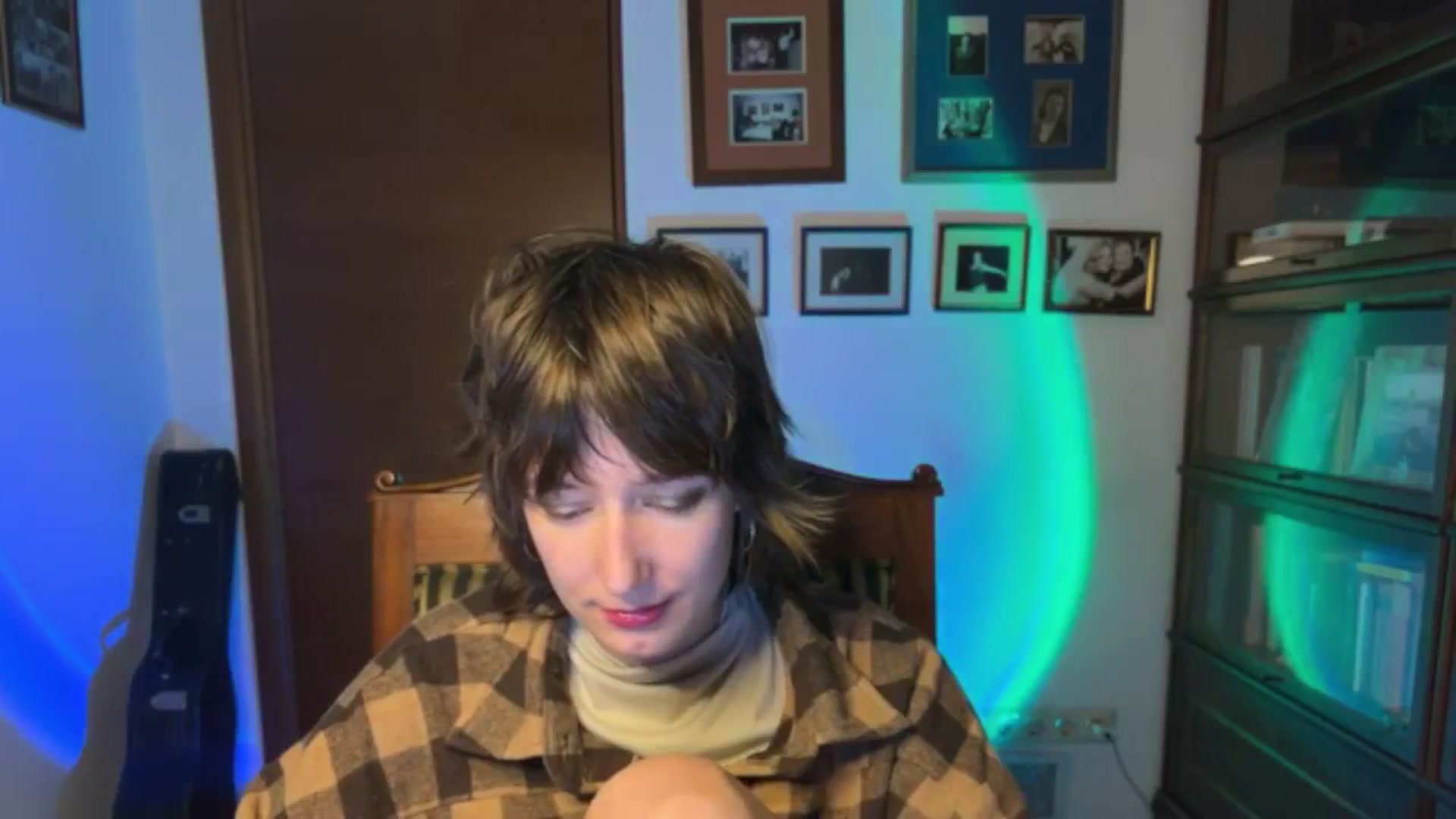 Gallery image thumbnail from LoooneyTunes's myfreecams stream on, 11/28/2025, 16:39 image 13 of 20