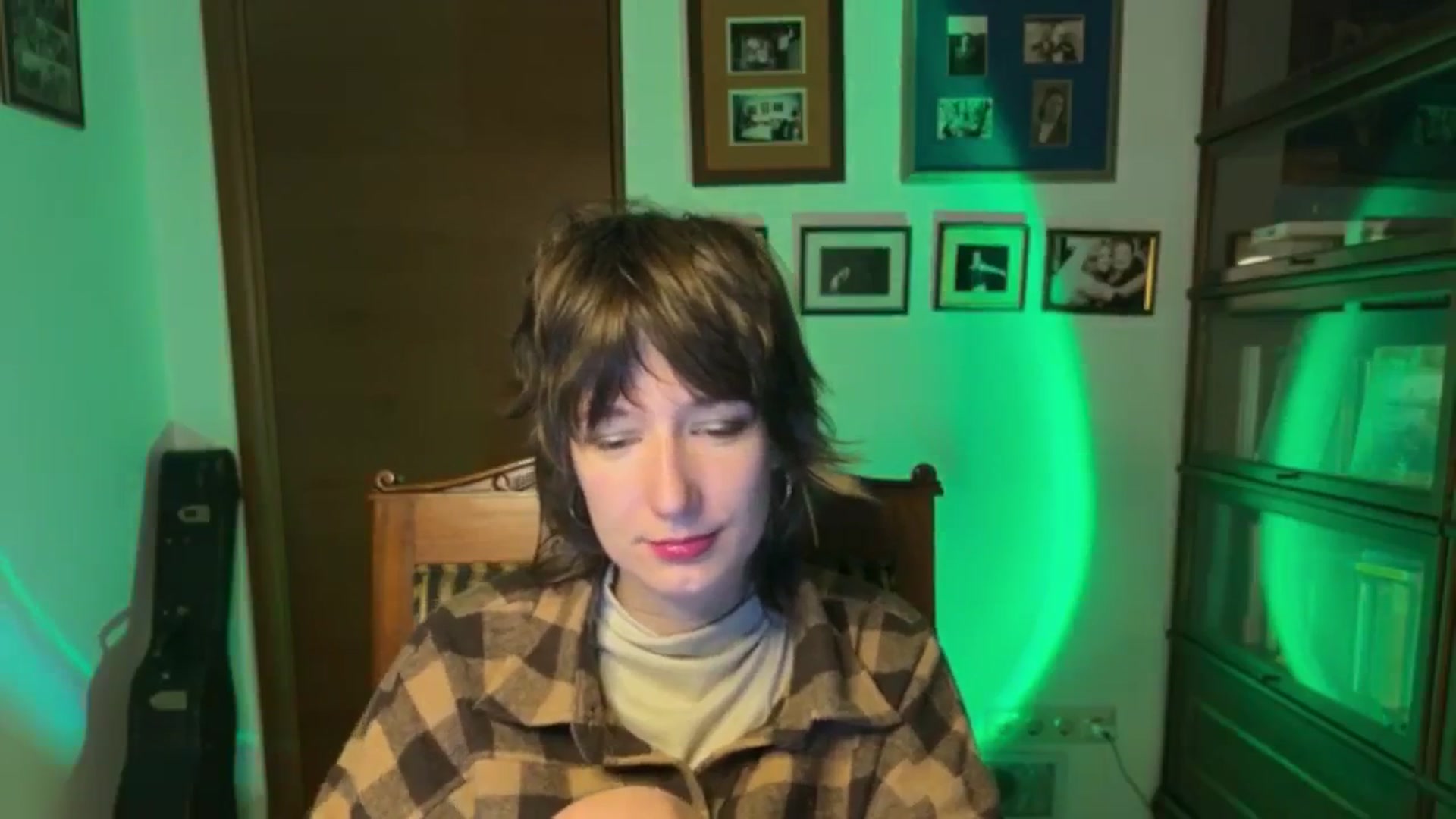 Gallery image thumbnail from LoooneyTunes's myfreecams stream on, 11/28/2025, 16:39 image 3 of 20