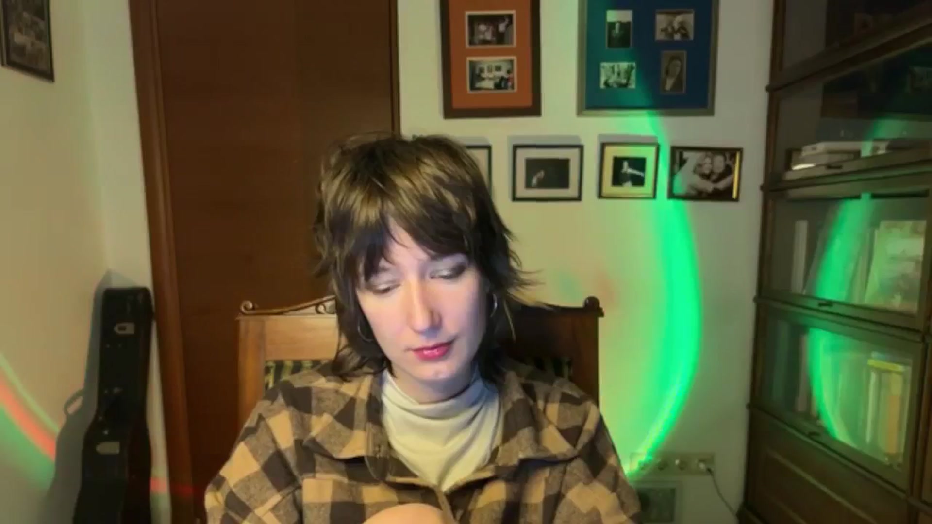 Gallery image thumbnail from LoooneyTunes's myfreecams stream on, 11/28/2025, 16:39 image 9 of 20