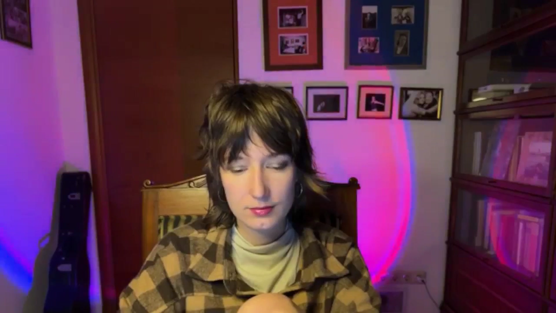 Gallery image thumbnail from LoooneyTunes's myfreecams stream on, 11/28/2025, 16:39 image 17 of 20