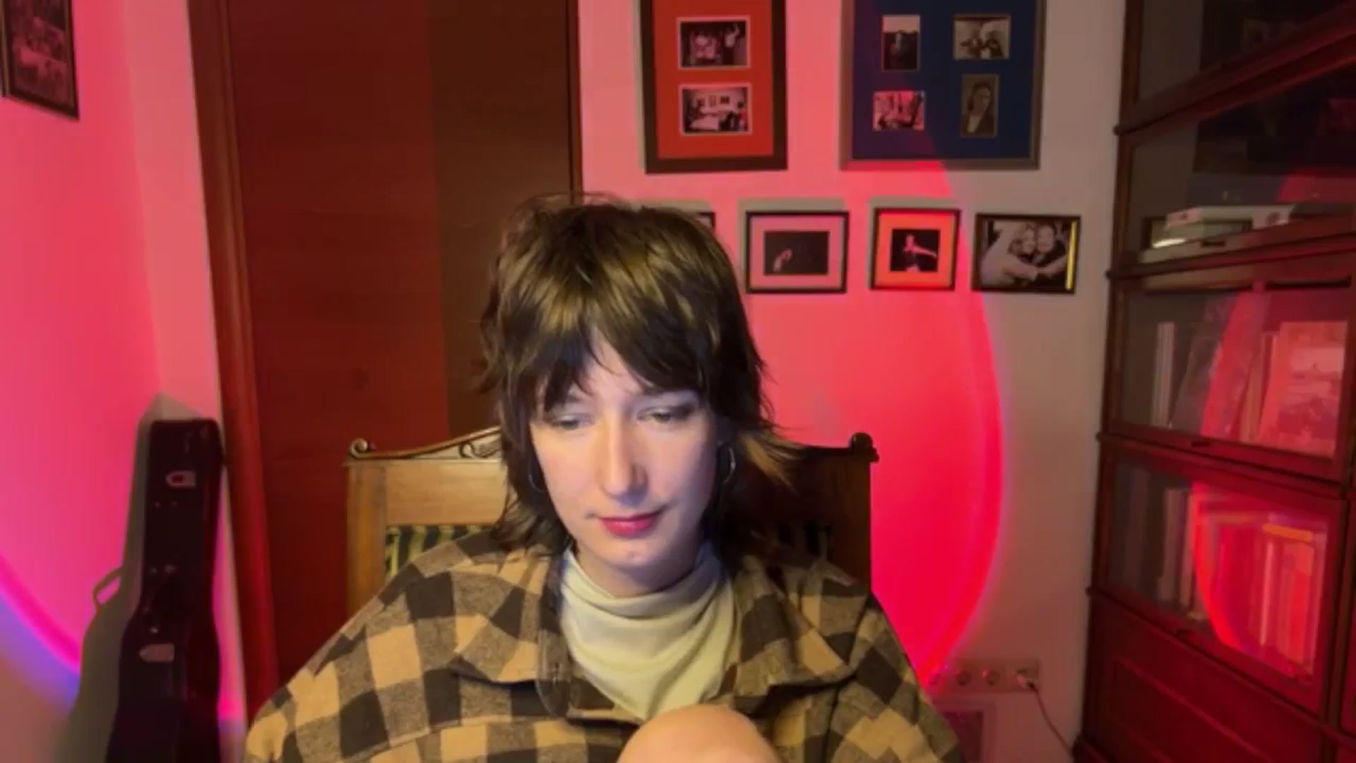 Gallery image thumbnail from LoooneyTunes's myfreecams stream on, 11/28/2025, 16:39 image 15 of 20
