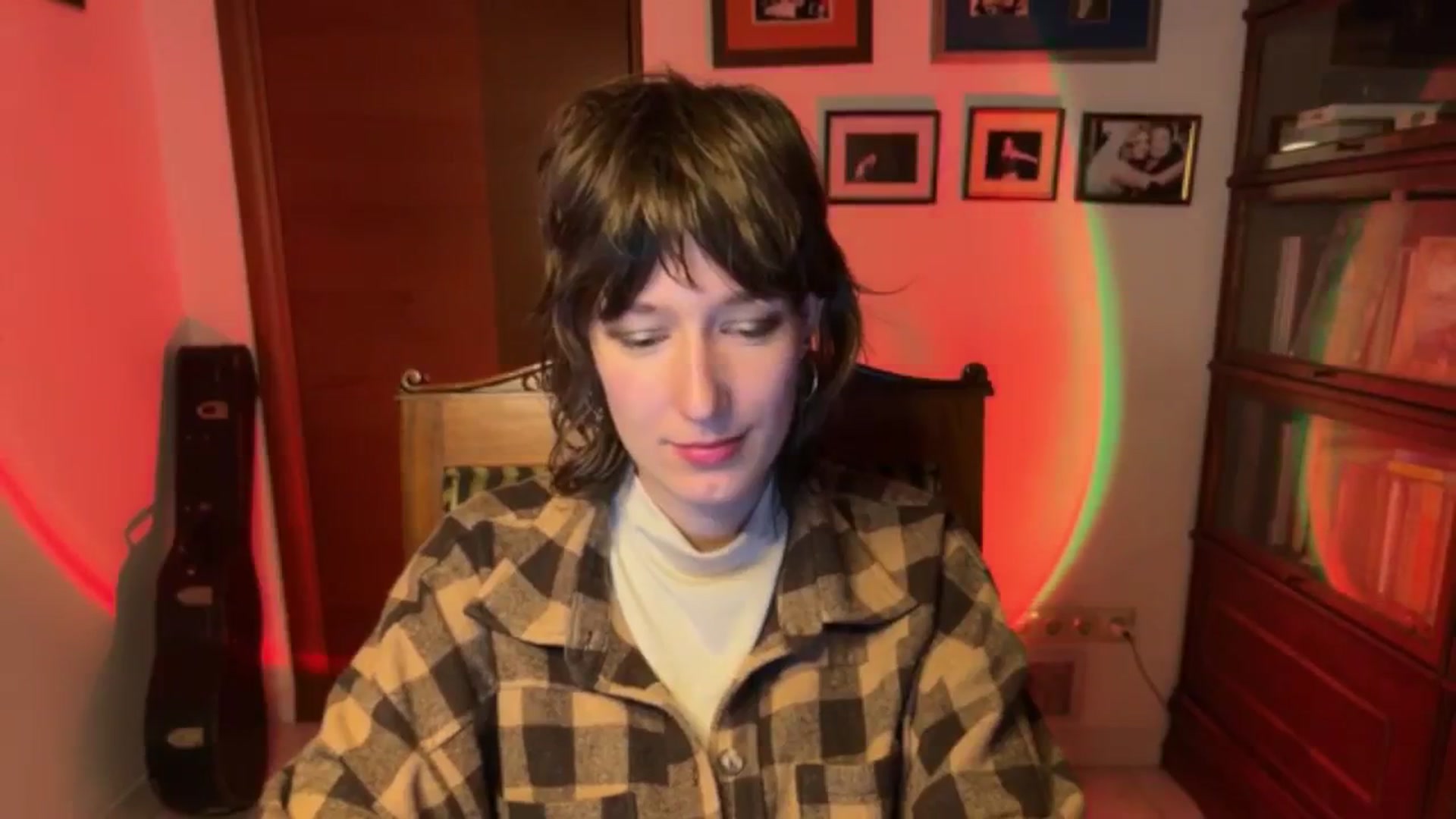 Gallery image thumbnail from LoooneyTunes's myfreecams stream on, 11/28/2025, 18:33 image 7 of 20