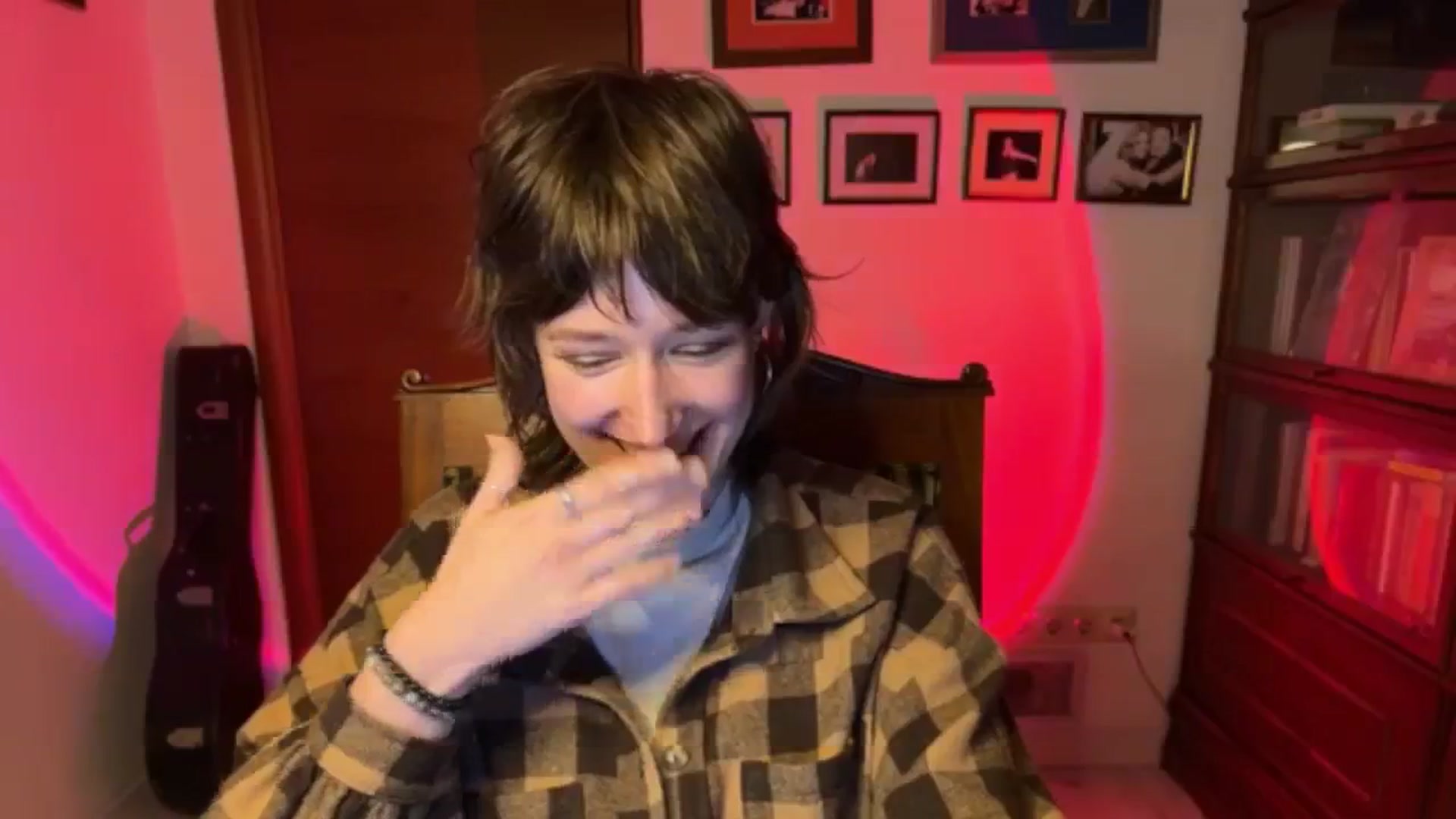 Gallery image thumbnail from LoooneyTunes's myfreecams stream on, 11/28/2025, 18:33 image 11 of 20