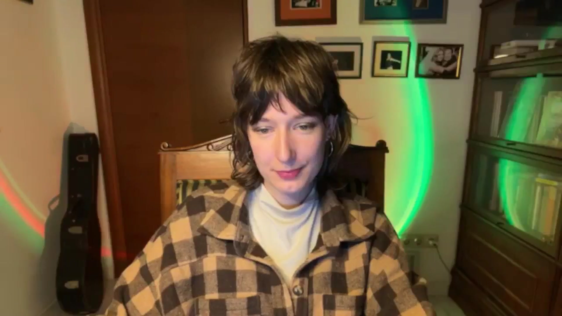 Gallery image thumbnail from LoooneyTunes's myfreecams stream on, 11/28/2025, 18:33 image 3 of 20