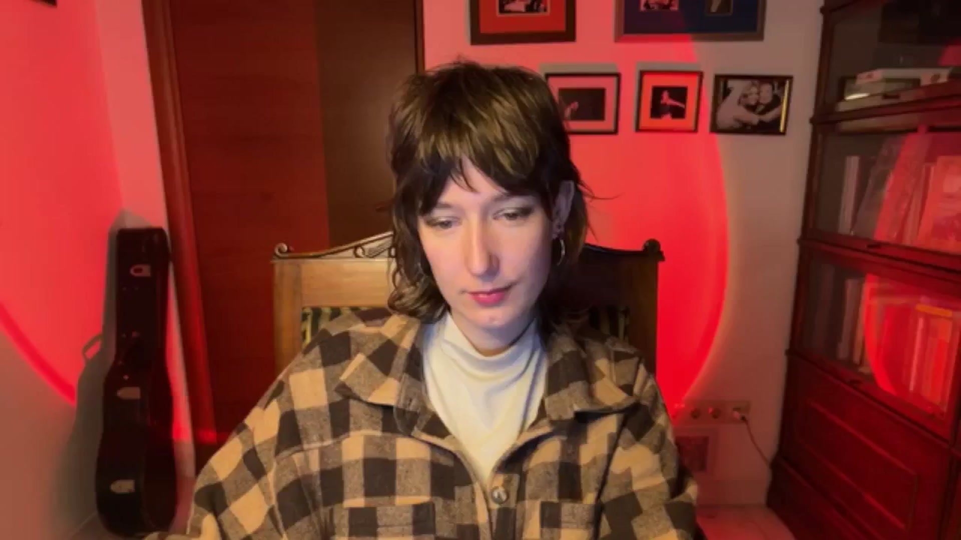 Gallery image thumbnail from LoooneyTunes's myfreecams stream on, 11/28/2025, 18:33 image 1 of 20