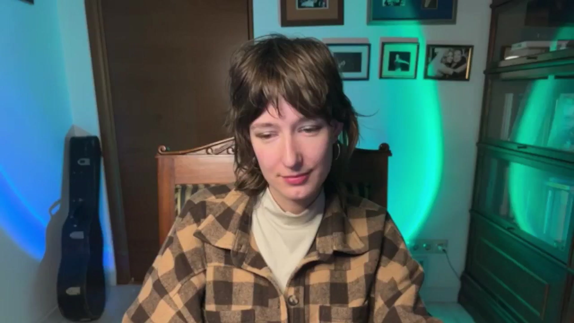 Gallery image thumbnail from LoooneyTunes's myfreecams stream on, 11/28/2025, 18:33 image 16 of 20