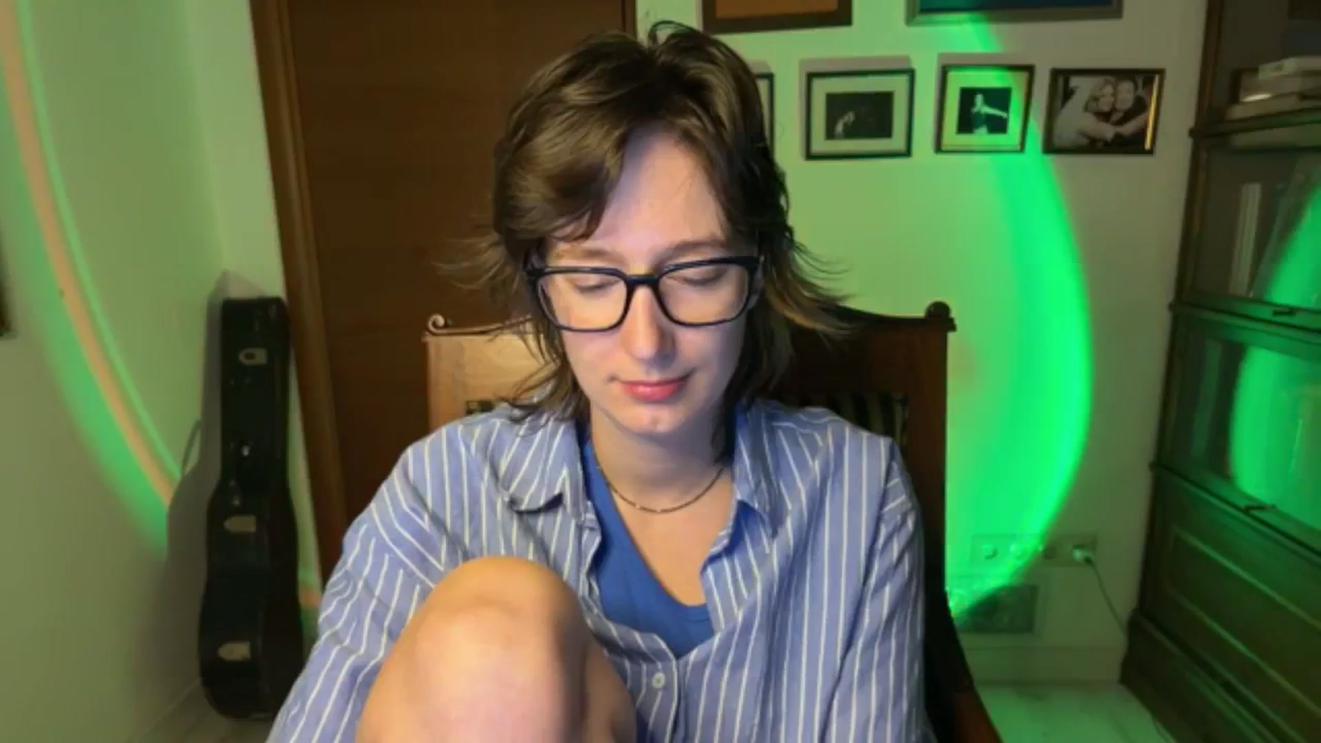 Gallery image thumbnail from LoooneyTunes's myfreecams stream on, 12/07/2025, 20:48 image 11 of 20