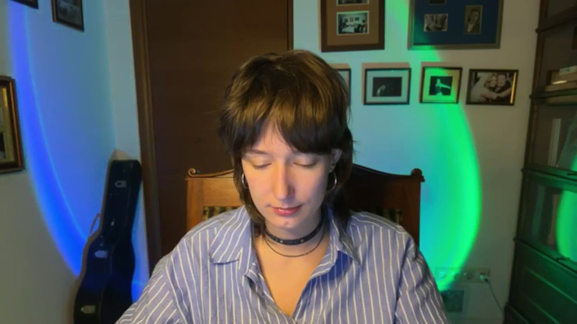 Gallery image thumbnail from LoooneyTunes's myfreecams stream on, 12/11/2025, 19:18 image 6 of 20
