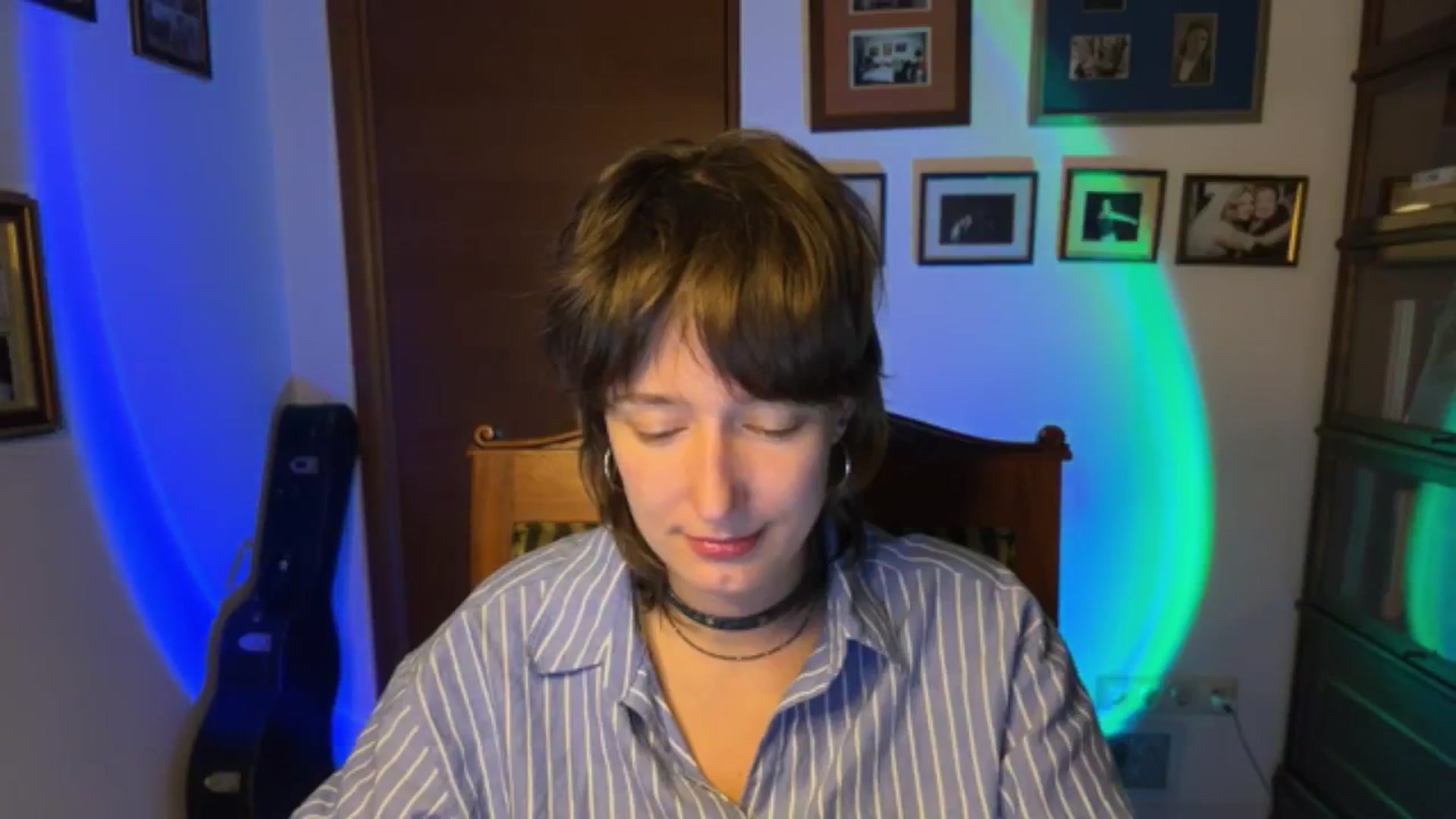 Gallery image thumbnail from LoooneyTunes's myfreecams stream on, 12/11/2025, 19:18 image 4 of 20