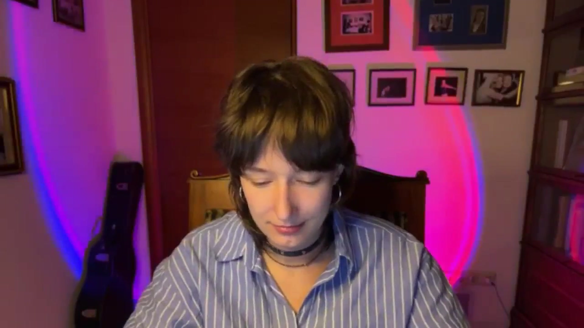 Gallery image thumbnail from LoooneyTunes's myfreecams stream on, 12/11/2025, 19:18 image 9 of 20