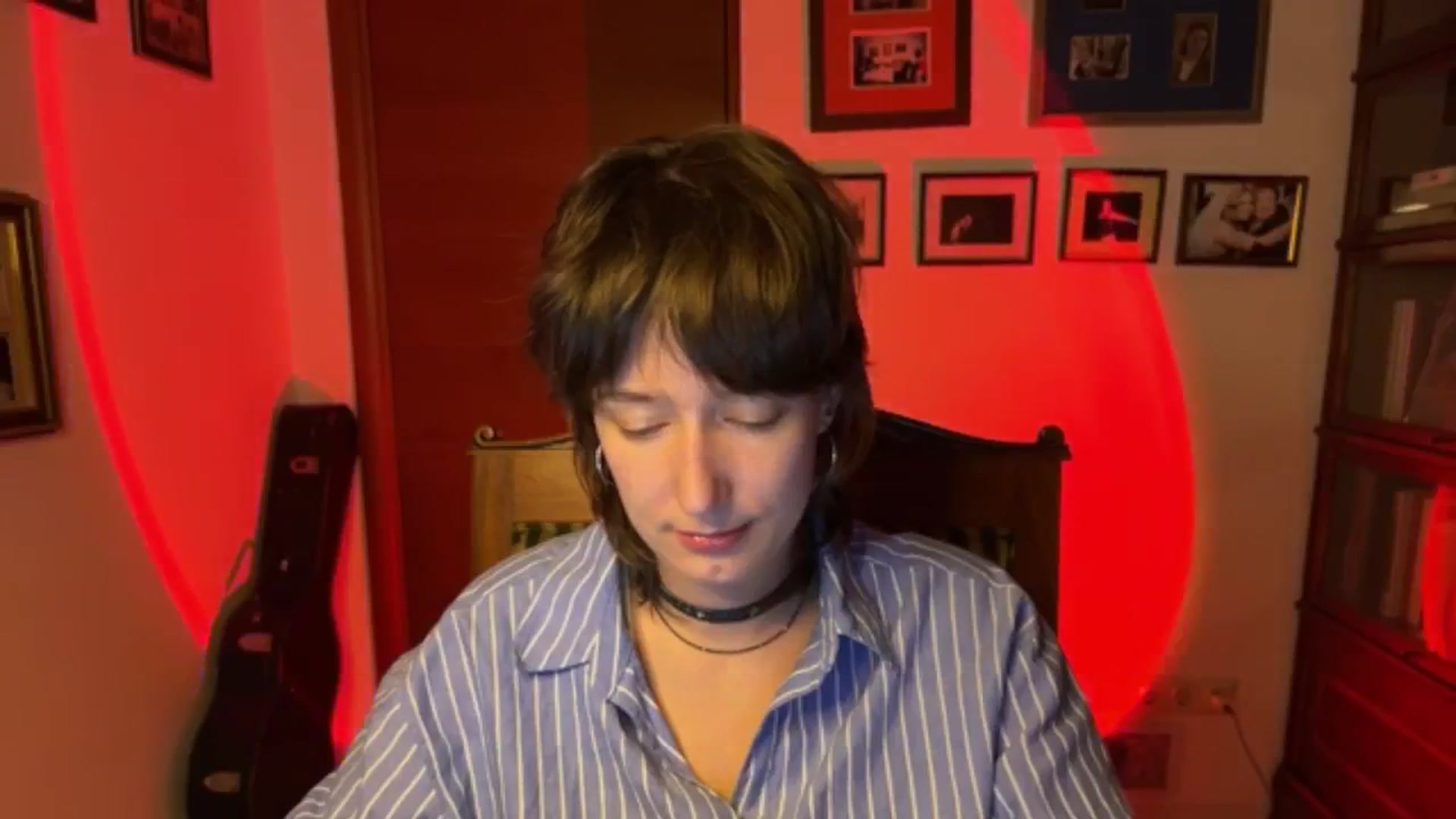 Gallery image thumbnail from LoooneyTunes's myfreecams stream on, 12/11/2025, 19:18 image 5 of 20