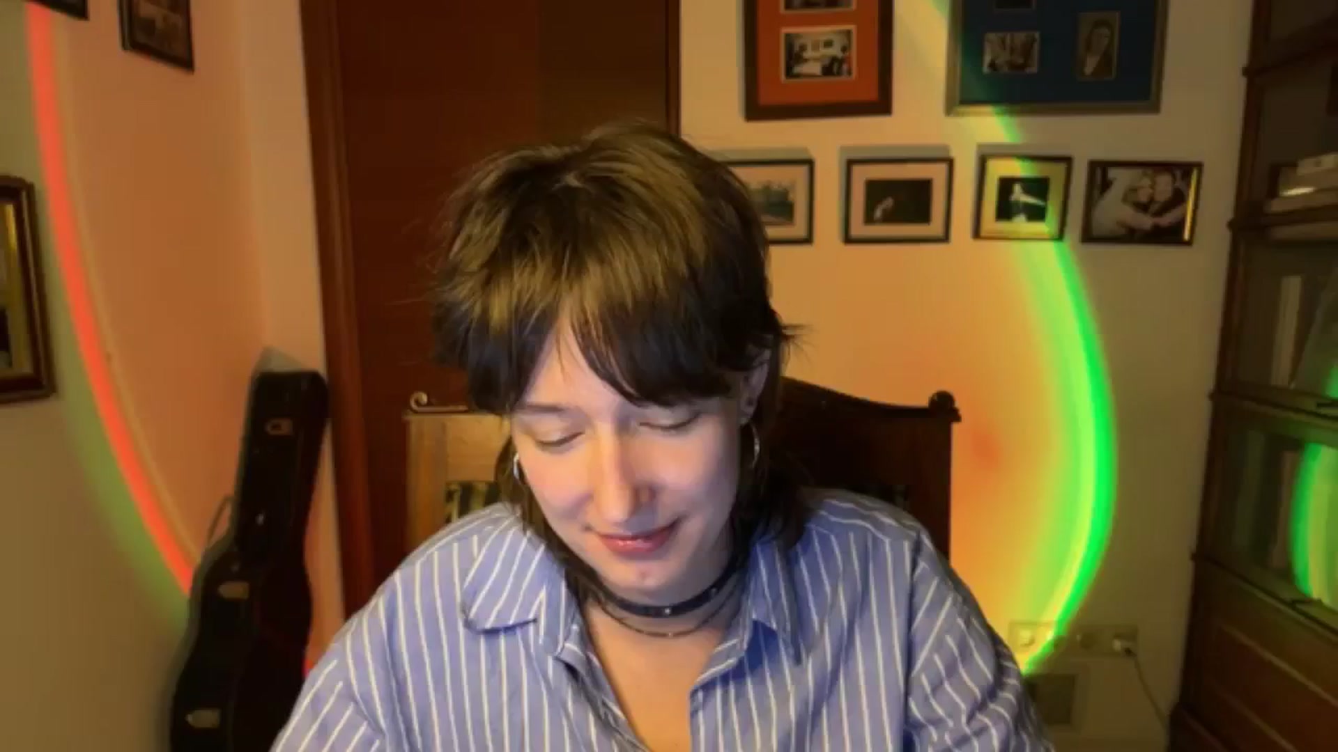 Gallery image thumbnail from LoooneyTunes's myfreecams stream on, 12/11/2025, 20:31 image 10 of 20