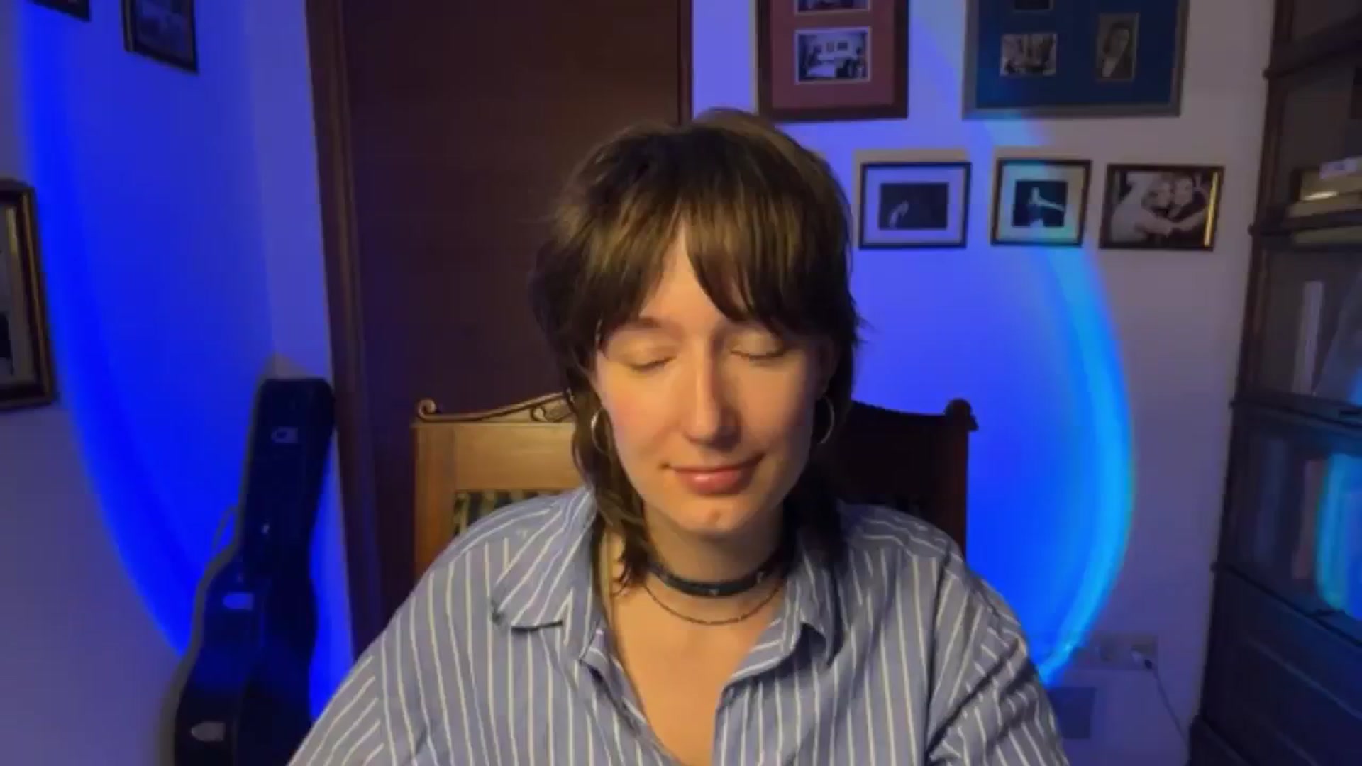 Gallery image thumbnail from LoooneyTunes's myfreecams stream on, 12/11/2025, 20:31 image 19 of 20