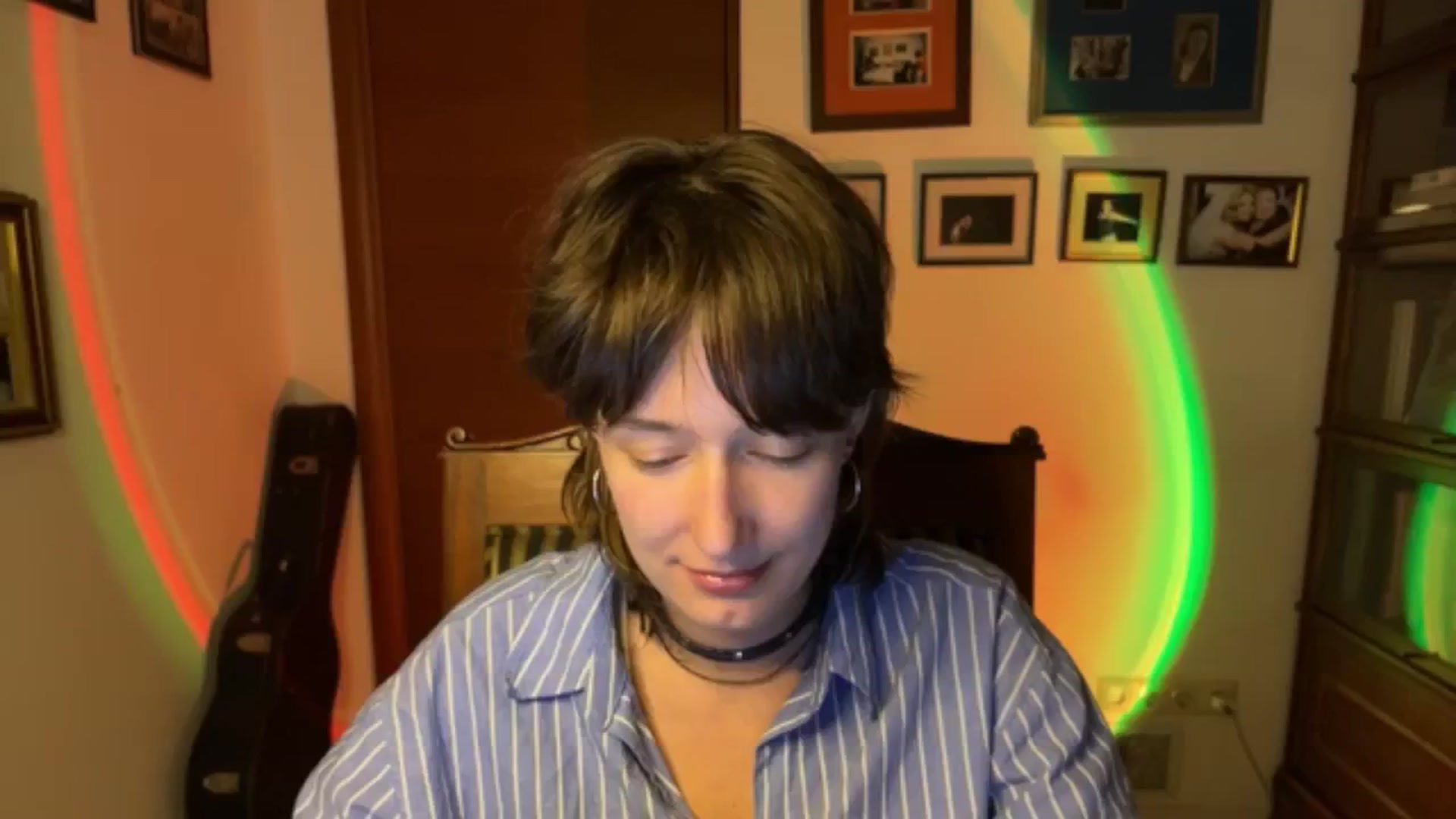 Gallery image thumbnail from LoooneyTunes's myfreecams stream on, 12/11/2025, 20:31 image 12 of 20