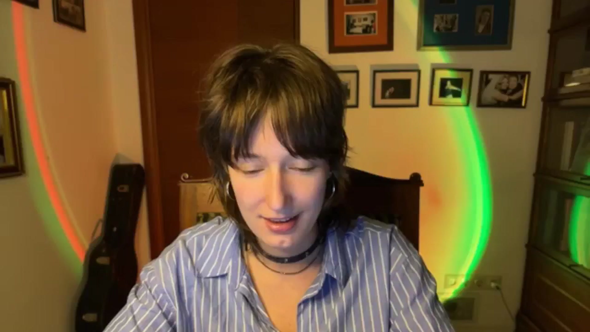 Gallery image thumbnail from LoooneyTunes's myfreecams stream on, 12/11/2025, 20:31 image 8 of 20