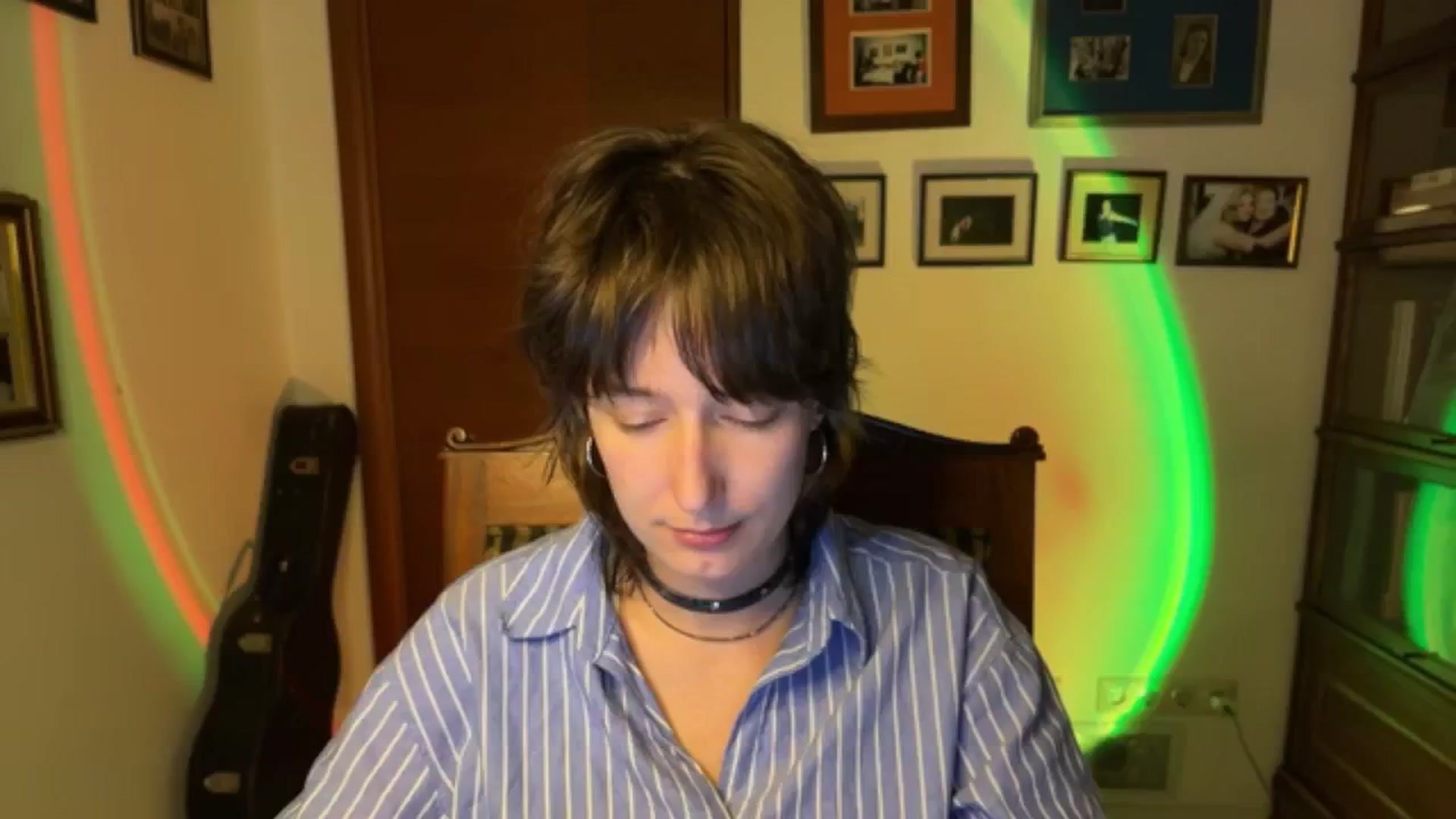Gallery image thumbnail from LoooneyTunes's myfreecams stream on, 12/11/2025, 20:31 image 4 of 20