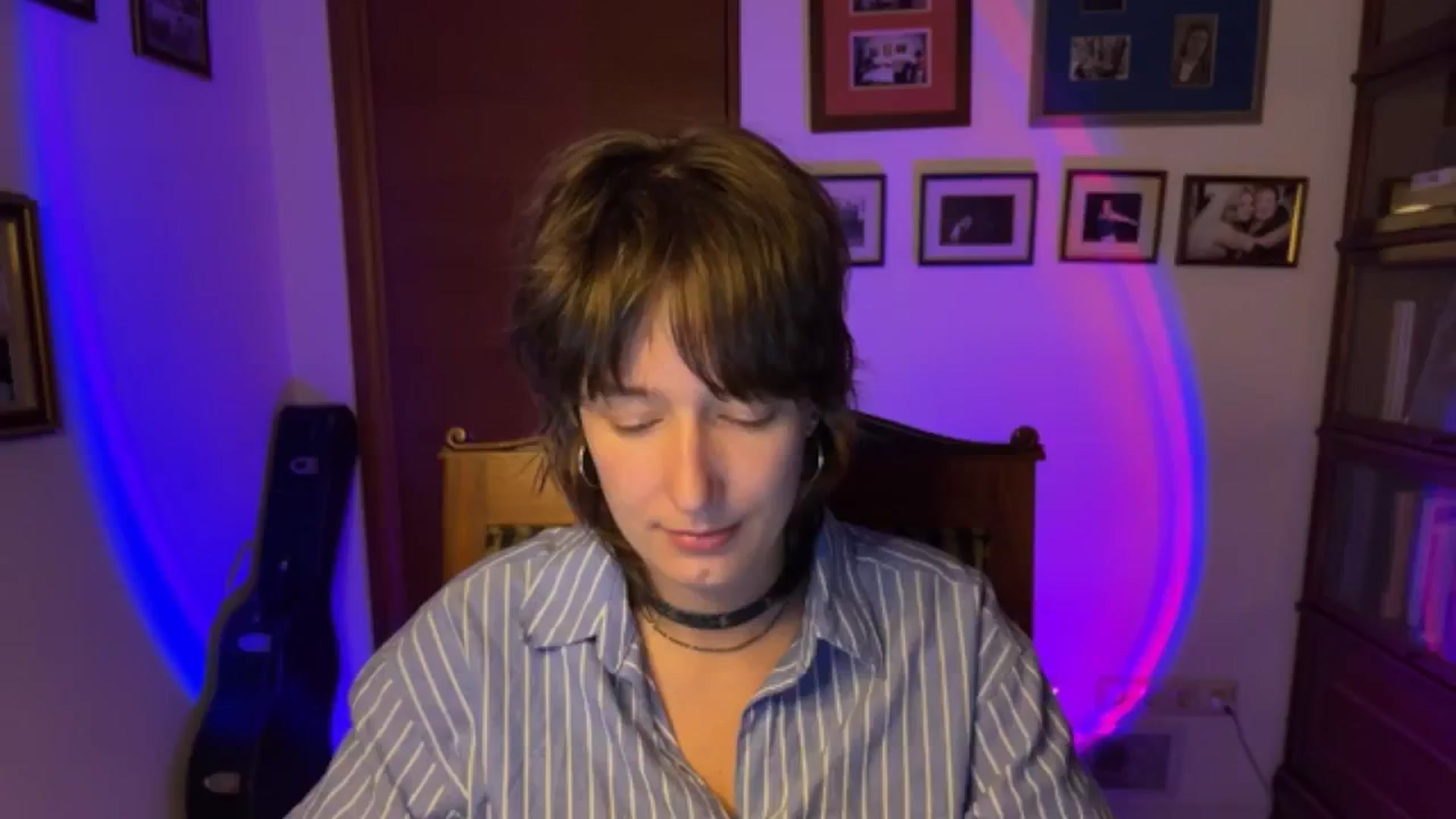 Gallery image thumbnail from LoooneyTunes's myfreecams stream on, 12/11/2025, 20:31 image 1 of 20