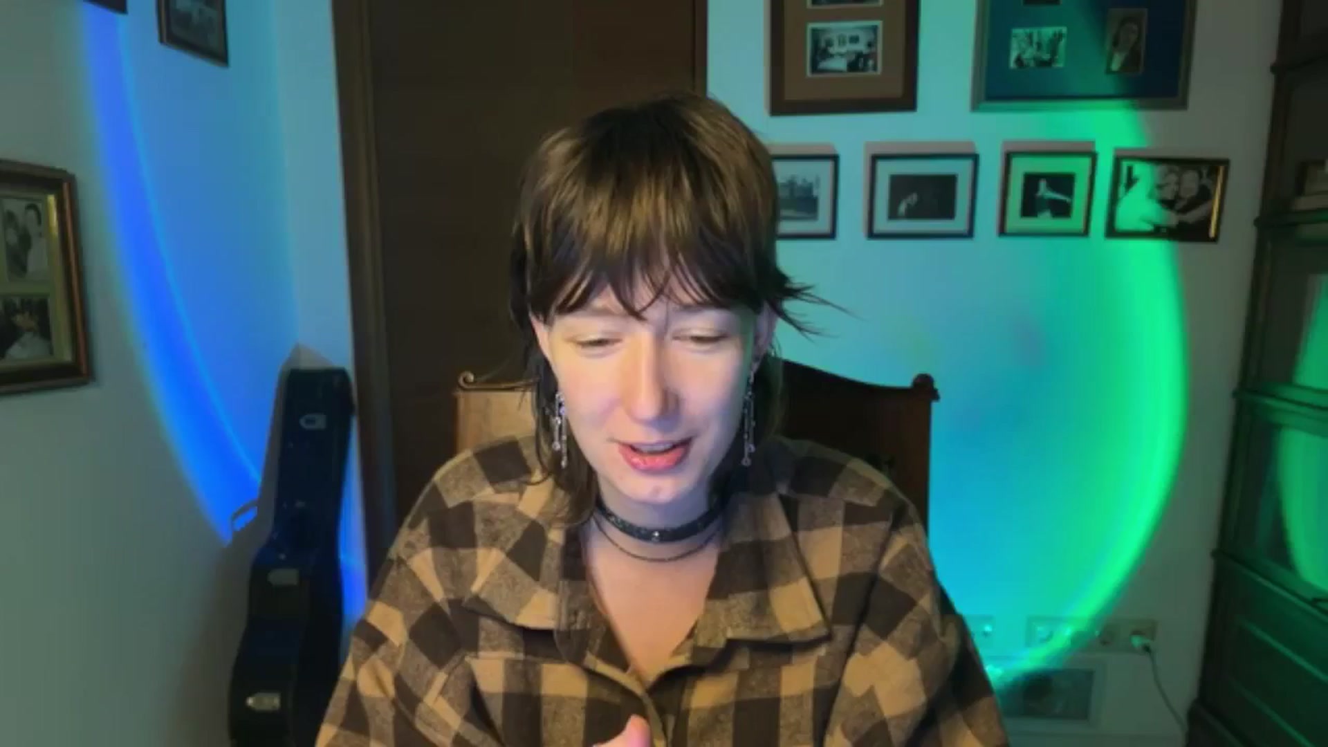 Gallery image thumbnail from LoooneyTunes's myfreecams stream on, 12/16/2025, 17:40 image 4 of 20