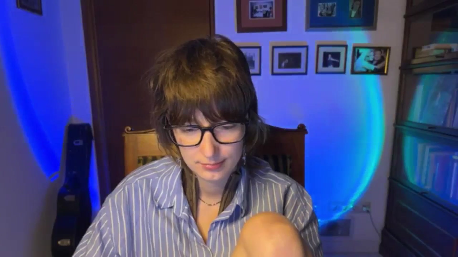 Gallery image thumbnail from LoooneyTunes's myfreecams stream on, 12/17/2025, 20:13 image 12 of 20