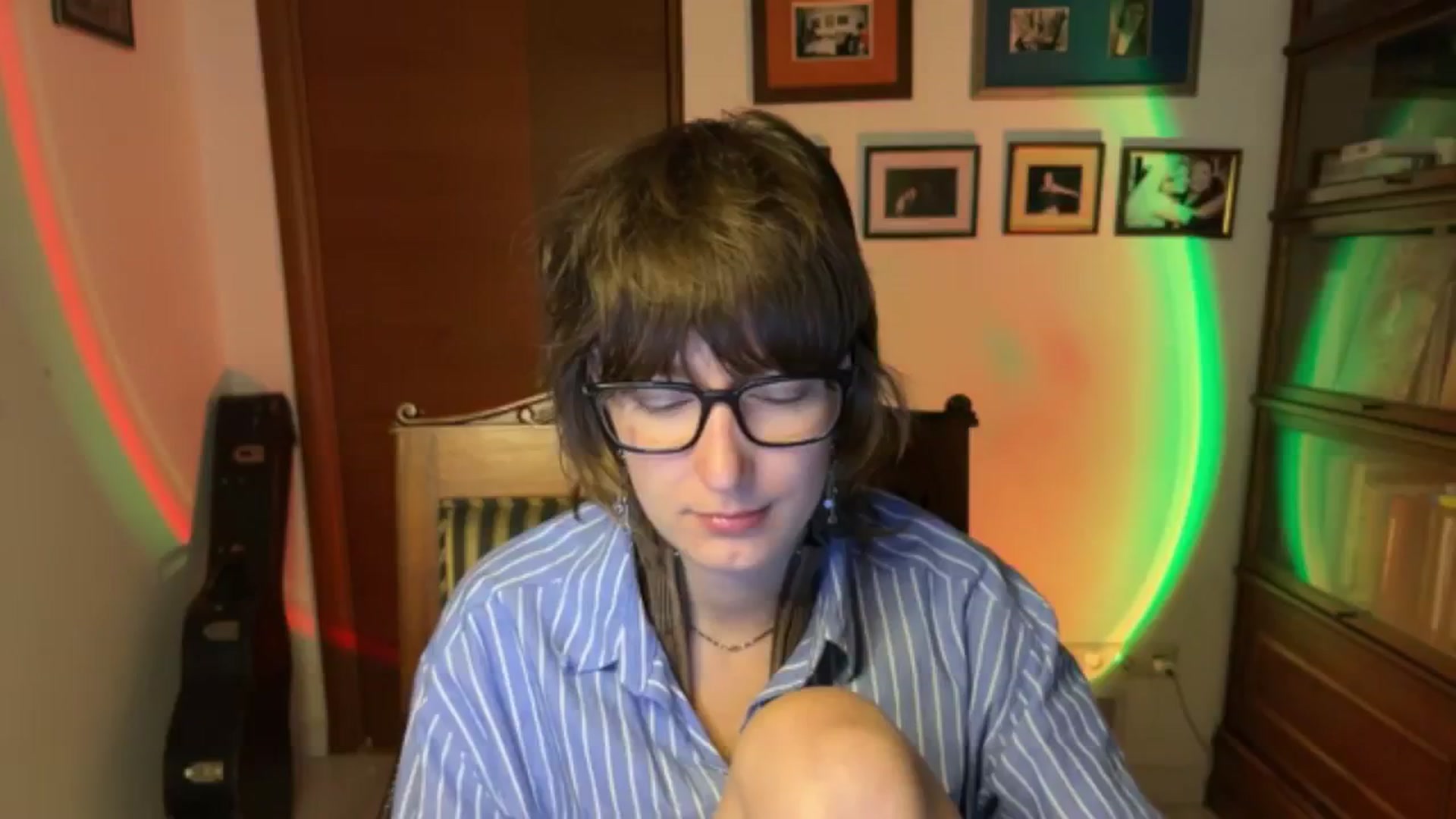 Gallery image thumbnail from LoooneyTunes's myfreecams stream on, 12/17/2025, 20:13 image 1 of 20