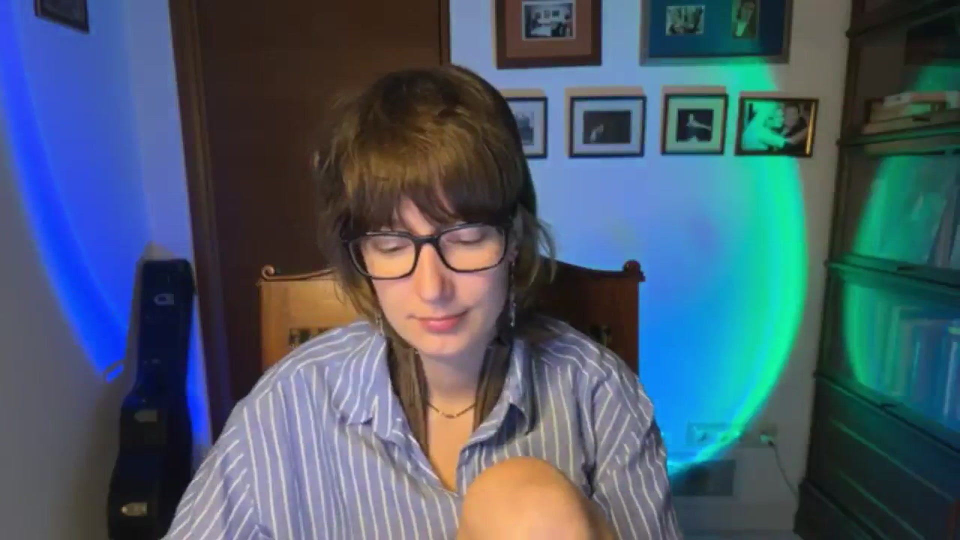 Gallery image thumbnail from LoooneyTunes's myfreecams stream on, 12/17/2025, 20:13 image 8 of 20