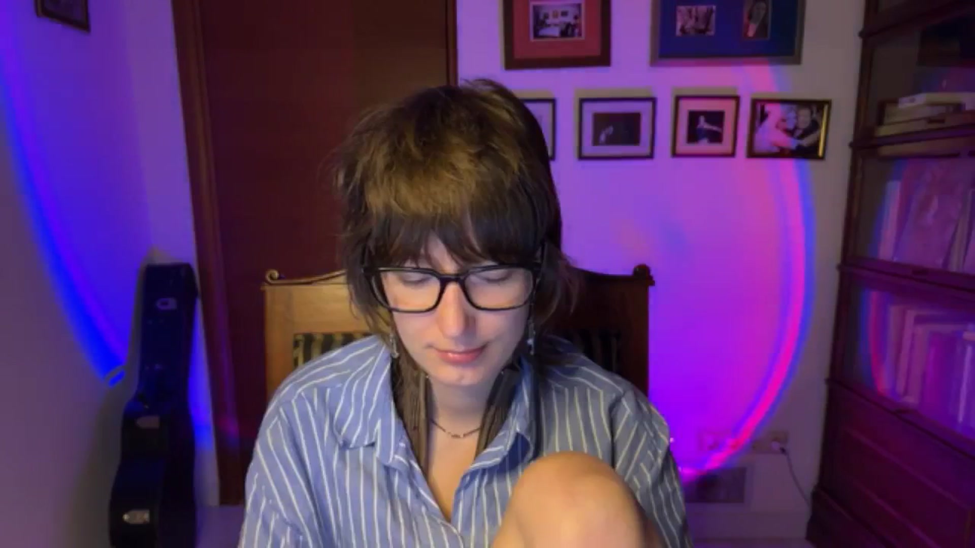 Gallery image thumbnail from LoooneyTunes's myfreecams stream on, 12/17/2025, 20:13 image 20 of 20